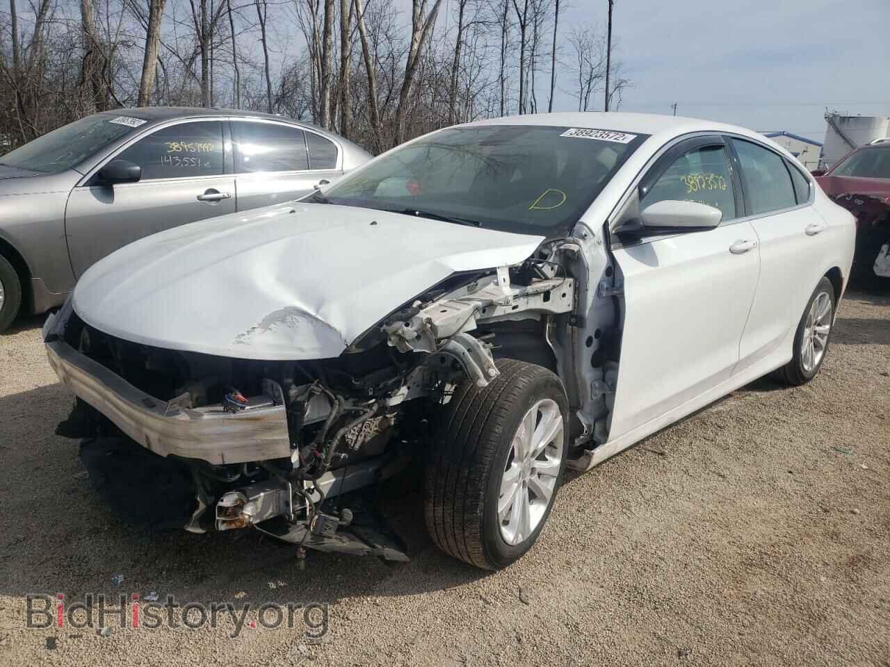 2015 CHRYSLER 200 - VIN: 1C3CCCAB3FN714095 - Фото 2