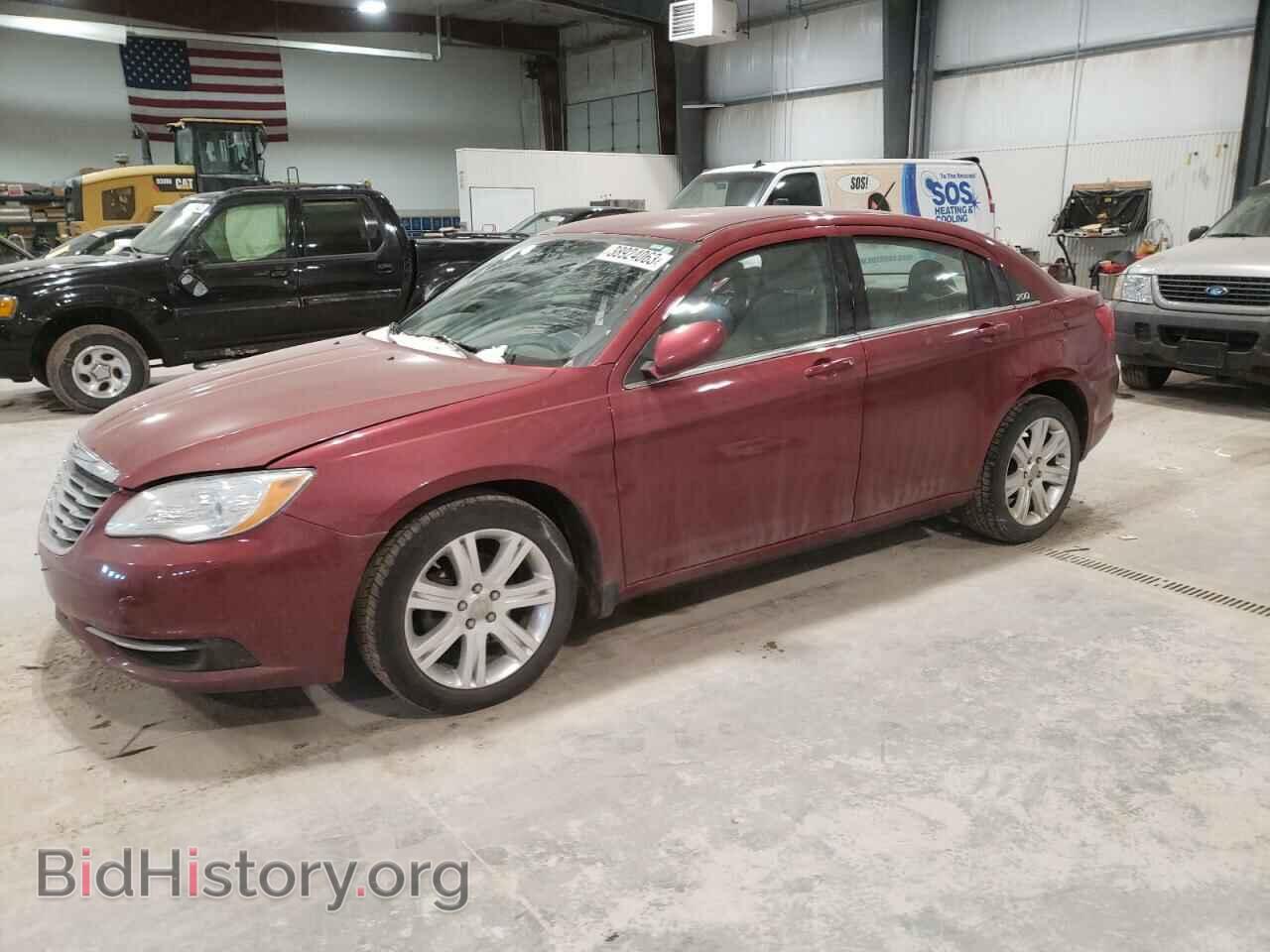 Photo 1C3BC1FG4BN562438 - CHRYSLER 200 2011