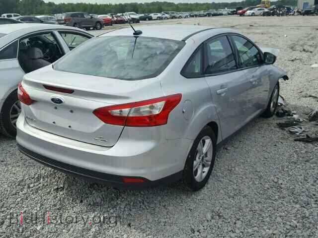 2014 FORD FOCUS - VIN: 1FADP3F2XEL451021 - Фото 4