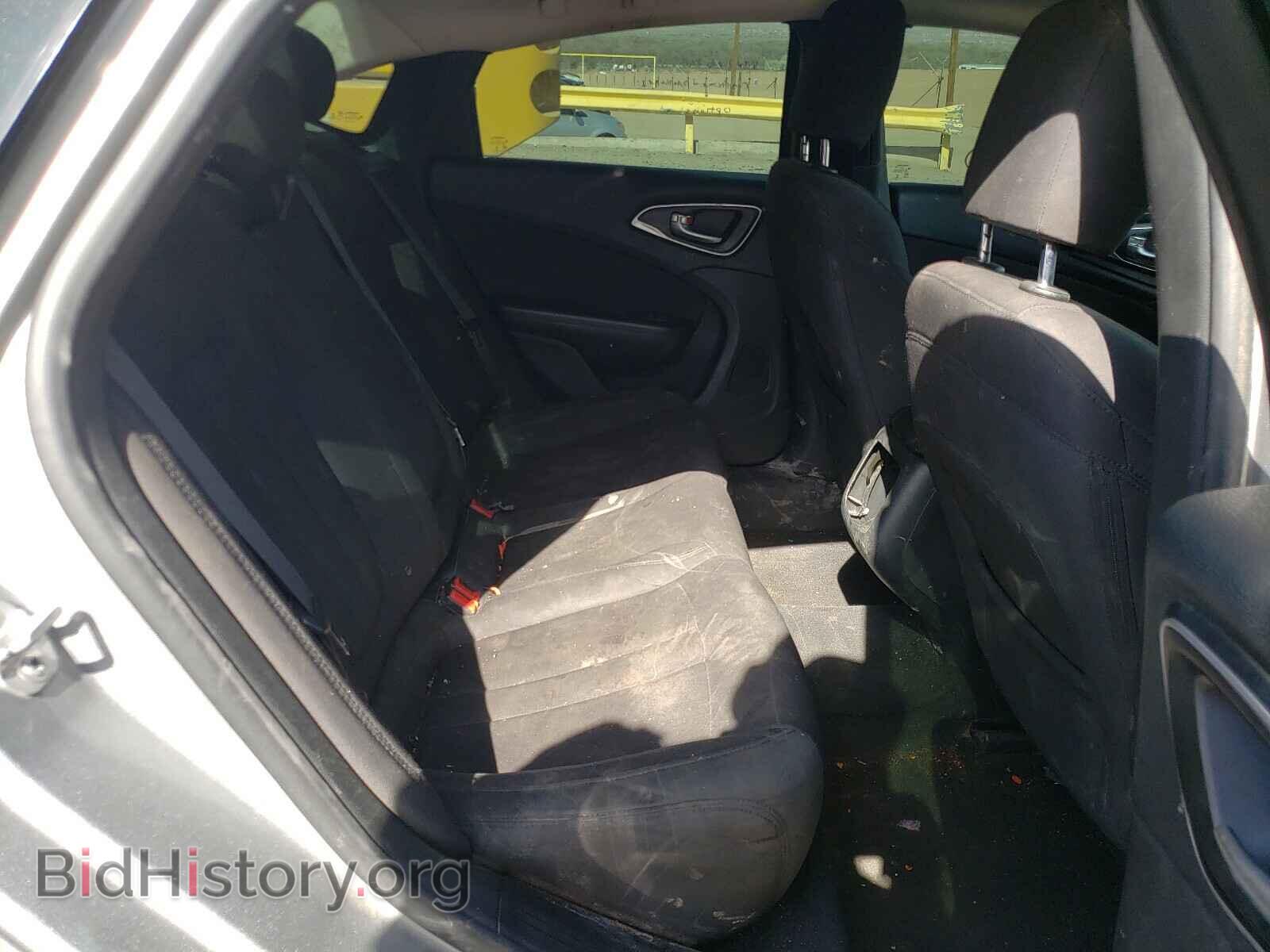 2015 CHRYSLER 200 - VIN: 1C3CCCAB6FN649338 - Фото 6