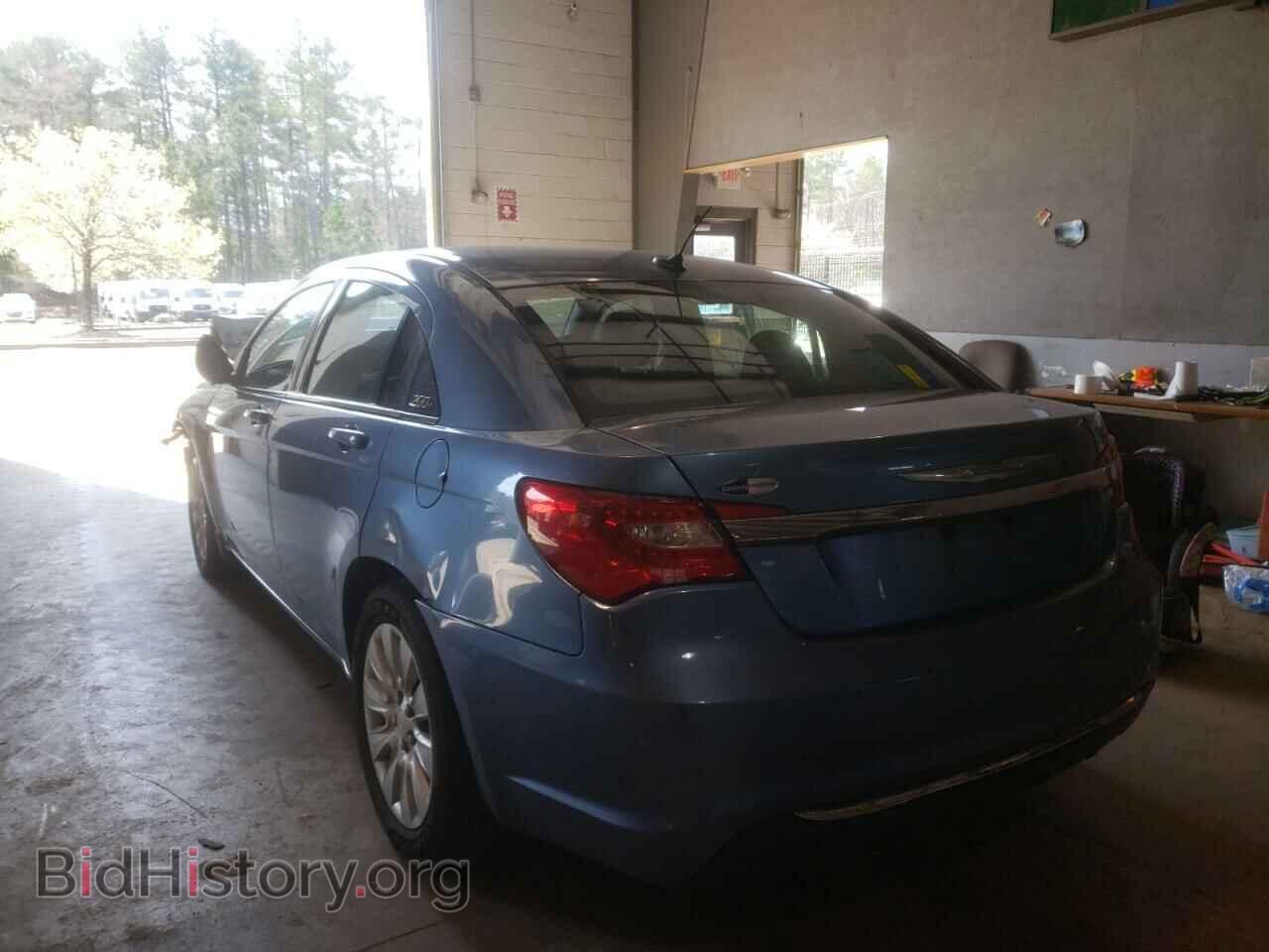 2011 CHRYSLER 200 - VIN: 1C3BC4FB3BN563473 - Photo 3