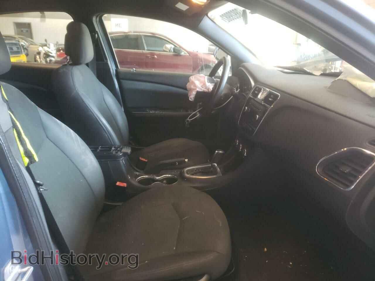 2011 CHRYSLER 200 - VIN: 1C3BC4FB3BN563473 - Photo 5