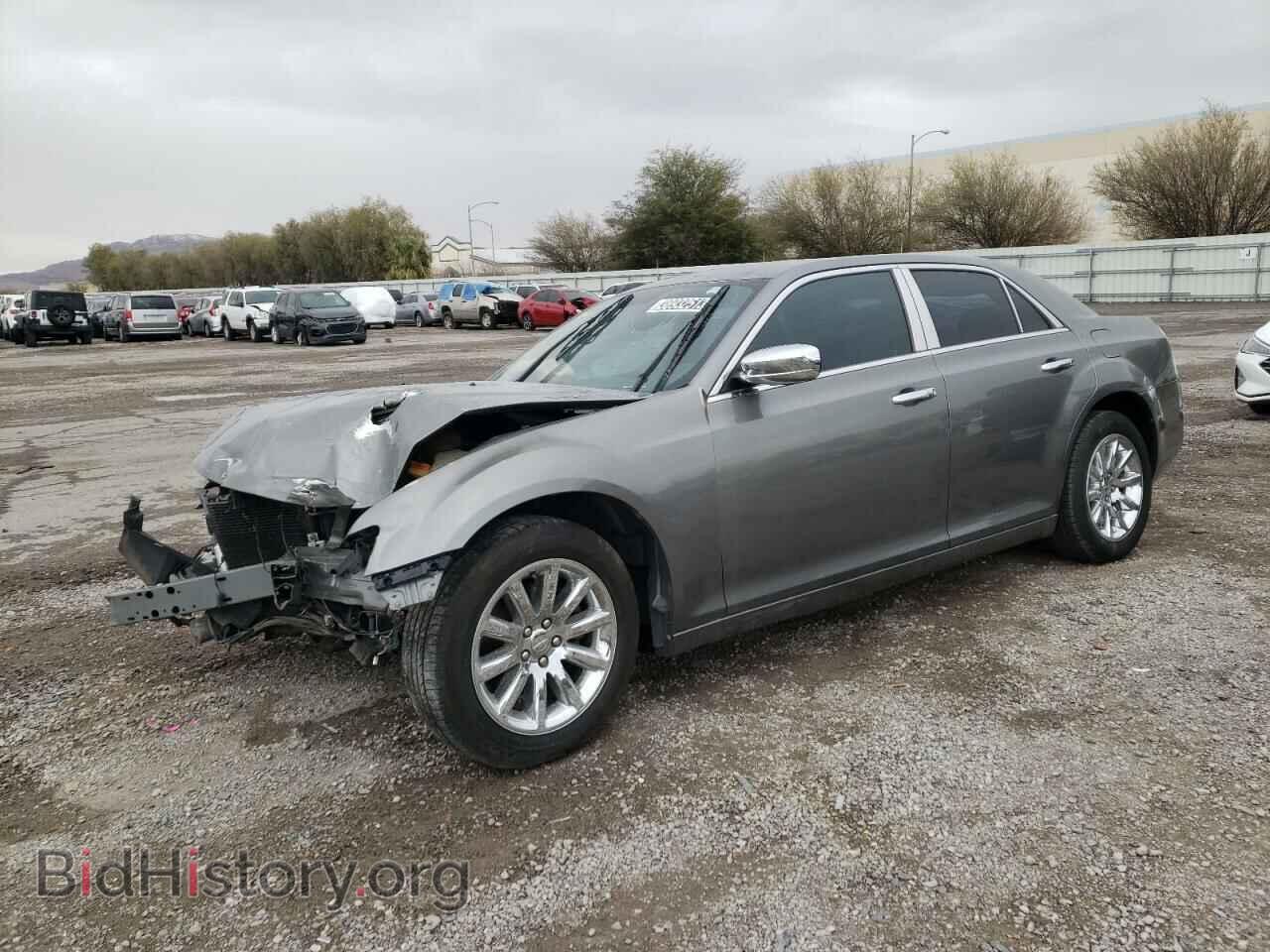 Photo 2C3CA5CG6BH557028 - CHRYSLER 300 2011