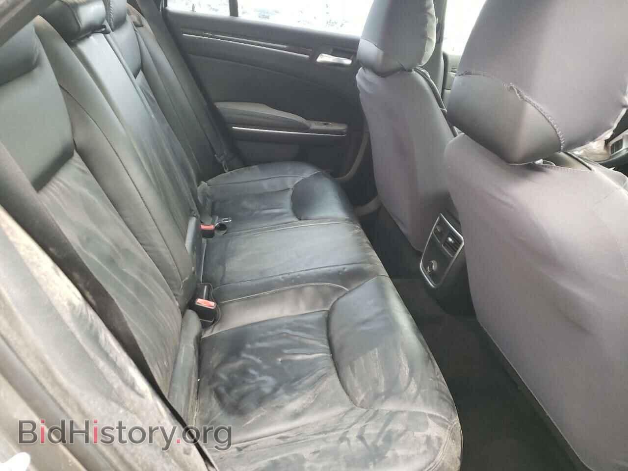 2011 CHRYSLER 300 - VIN: 2C3CA5CG6BH557028 - Фото 10