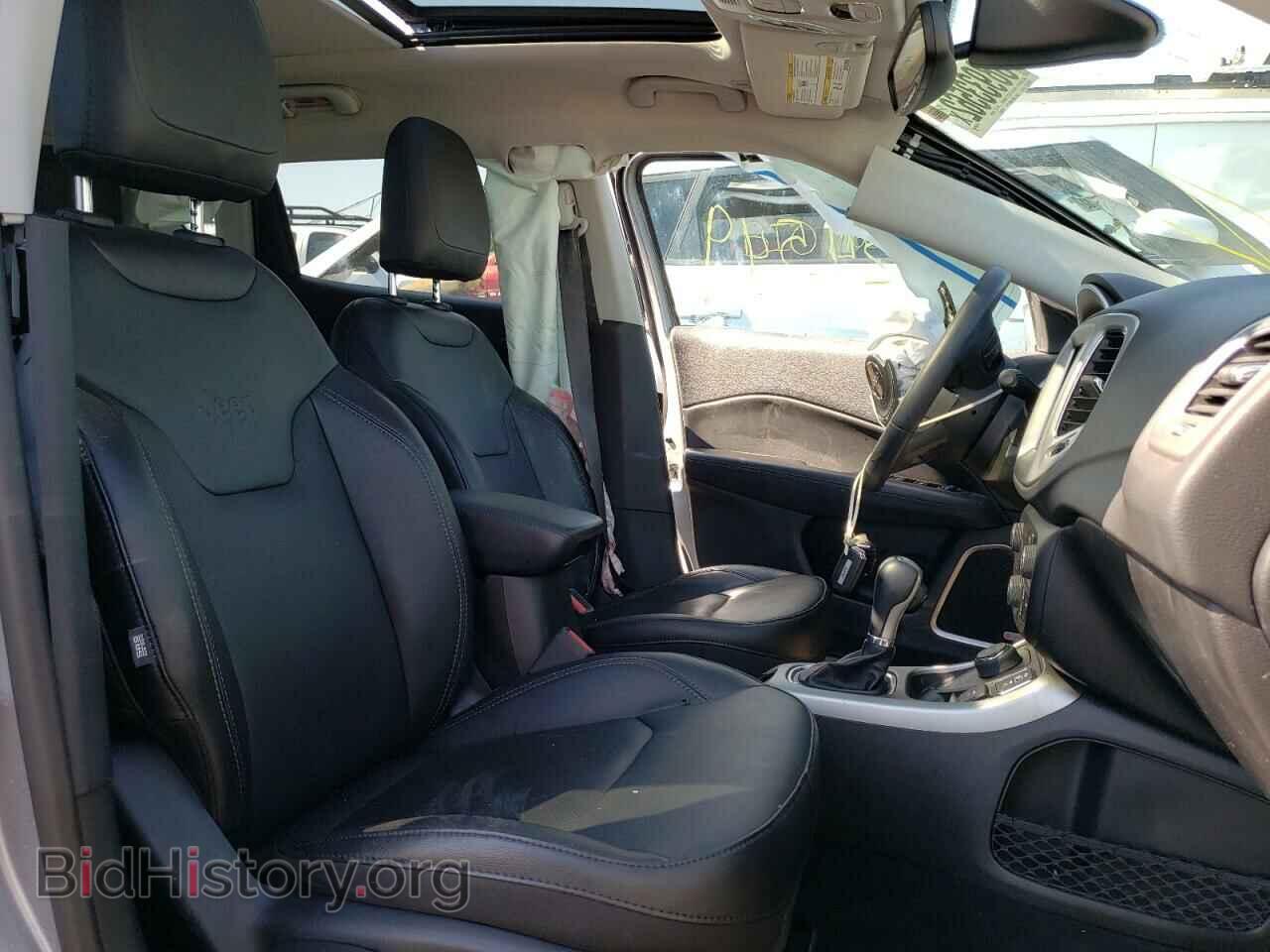 2019 JEEP COMPASS - VIN: 3C4NJDCB1KT670461 - Photo 5