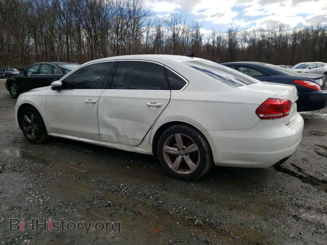 2012 VOLKSWAGEN PASSAT - VIN: 1VWBP7A33CC107128 - Фото 2