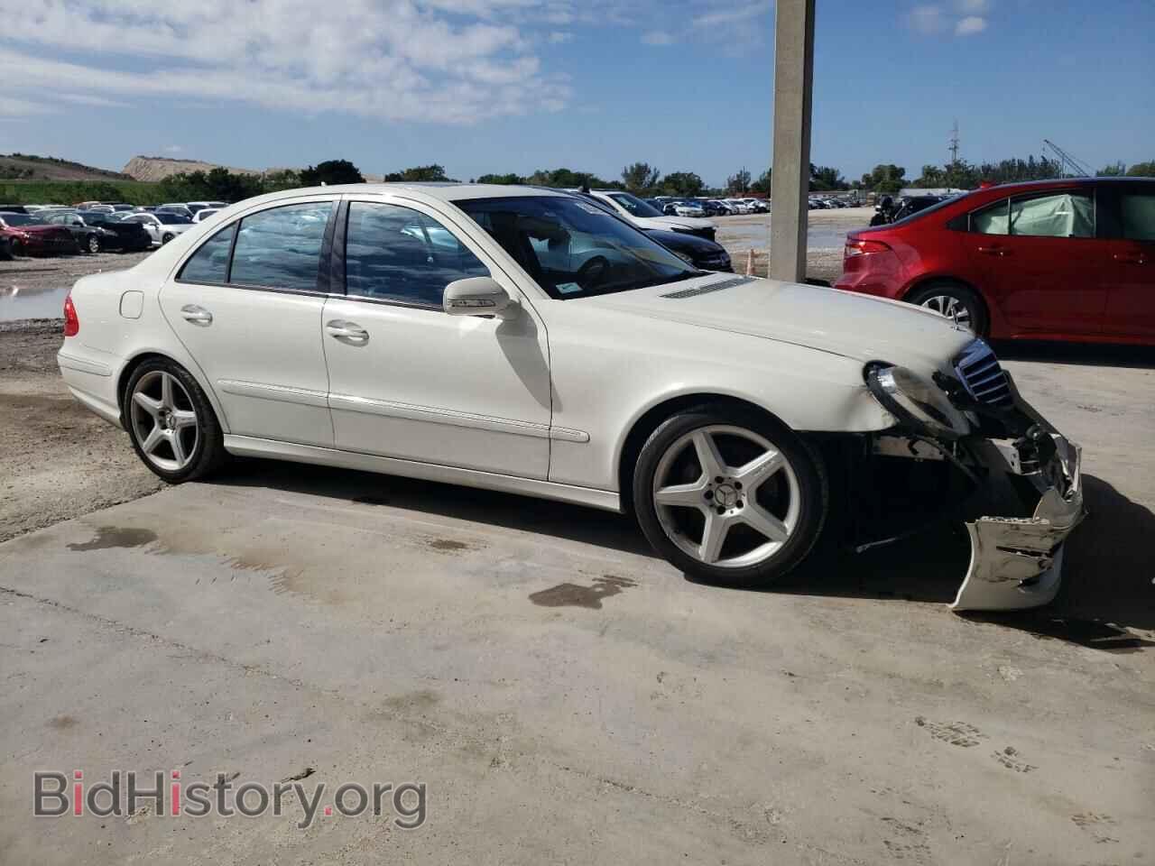 2009 MERCEDES-BENZ E-CLASS - VIN: WDBUF56X49B386827 - Фото 4