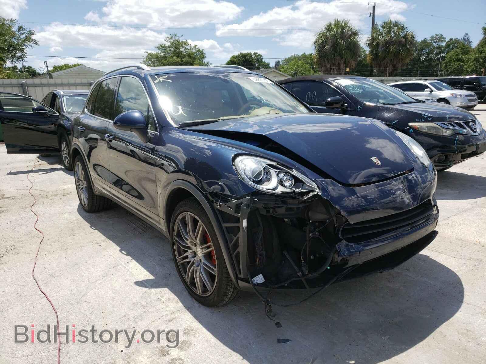 Photo WP1AB2A25BLA55425 - PORSCHE CAYENNE 2011