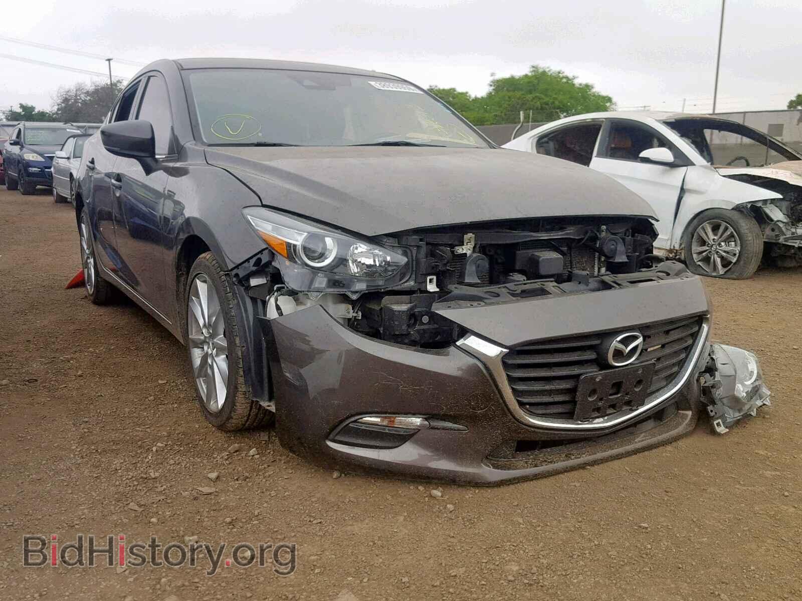 Фотография 3MZBN1V71HM145687 - MAZDA 3 2017