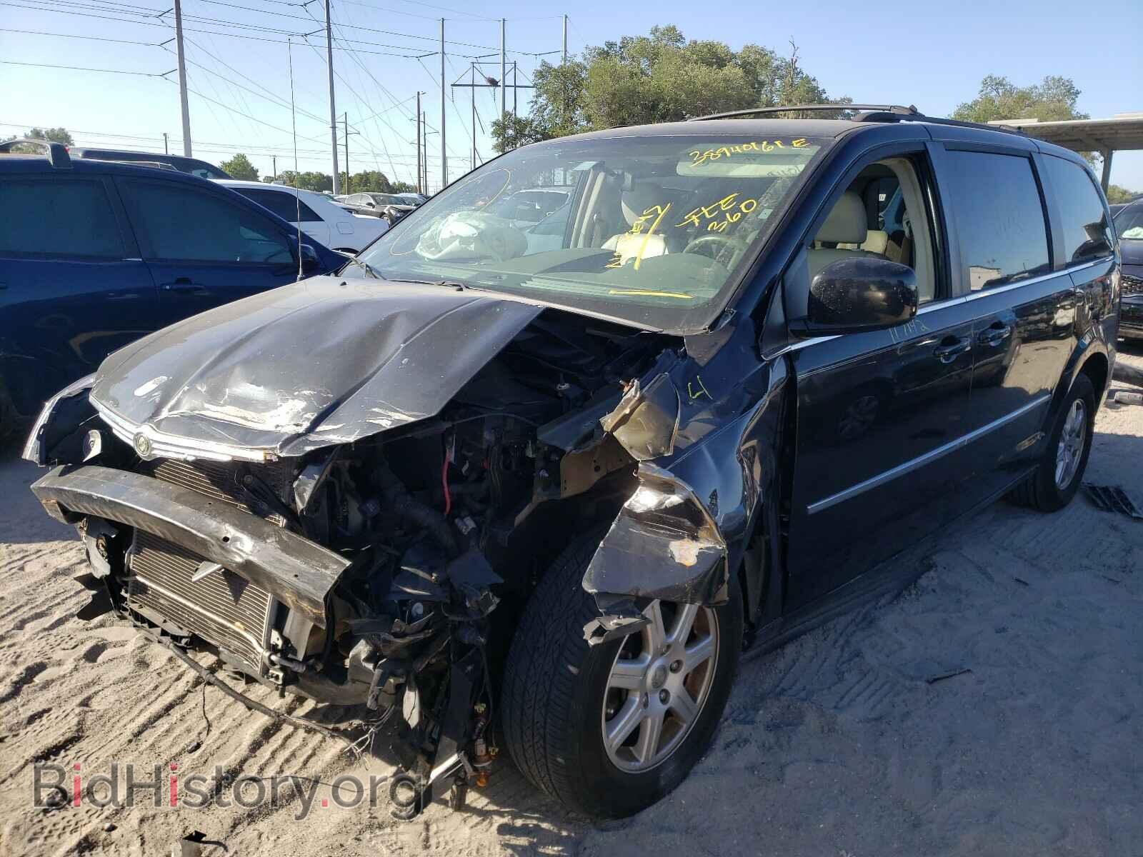 2010 CHRYSLER MINIVAN - VIN: 2A4RR5D18AR178348 - Фото 2
