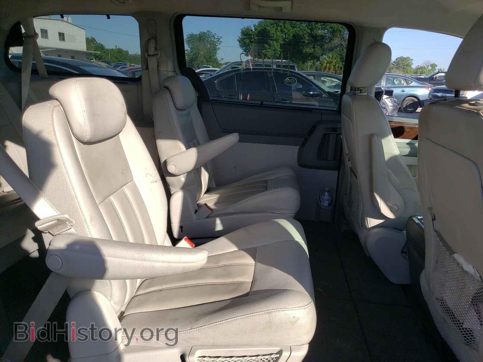 2010 CHRYSLER MINIVAN - VIN: 2A4RR5D18AR178348 - Фото 6
