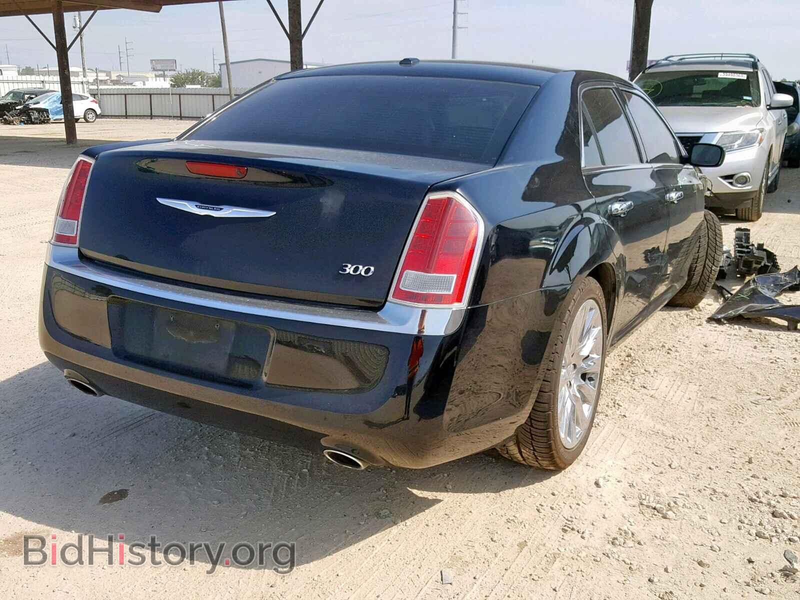 2014 CHRYSLER 300 - VIN: 2C3CCAAG7EH337018 - Фото 4
