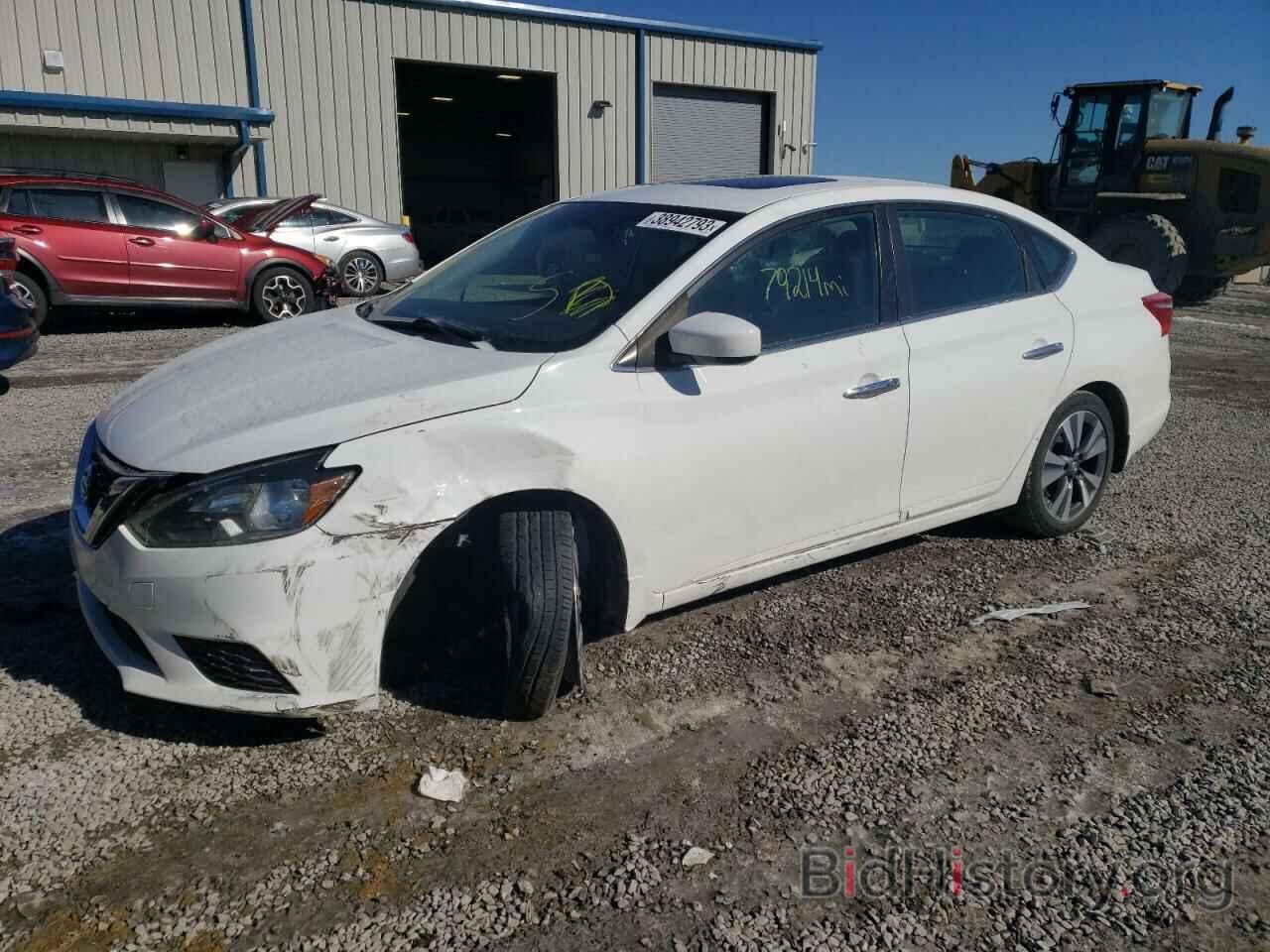 Photo 3N1AB7AP2KY326543 - NISSAN SENTRA 2019