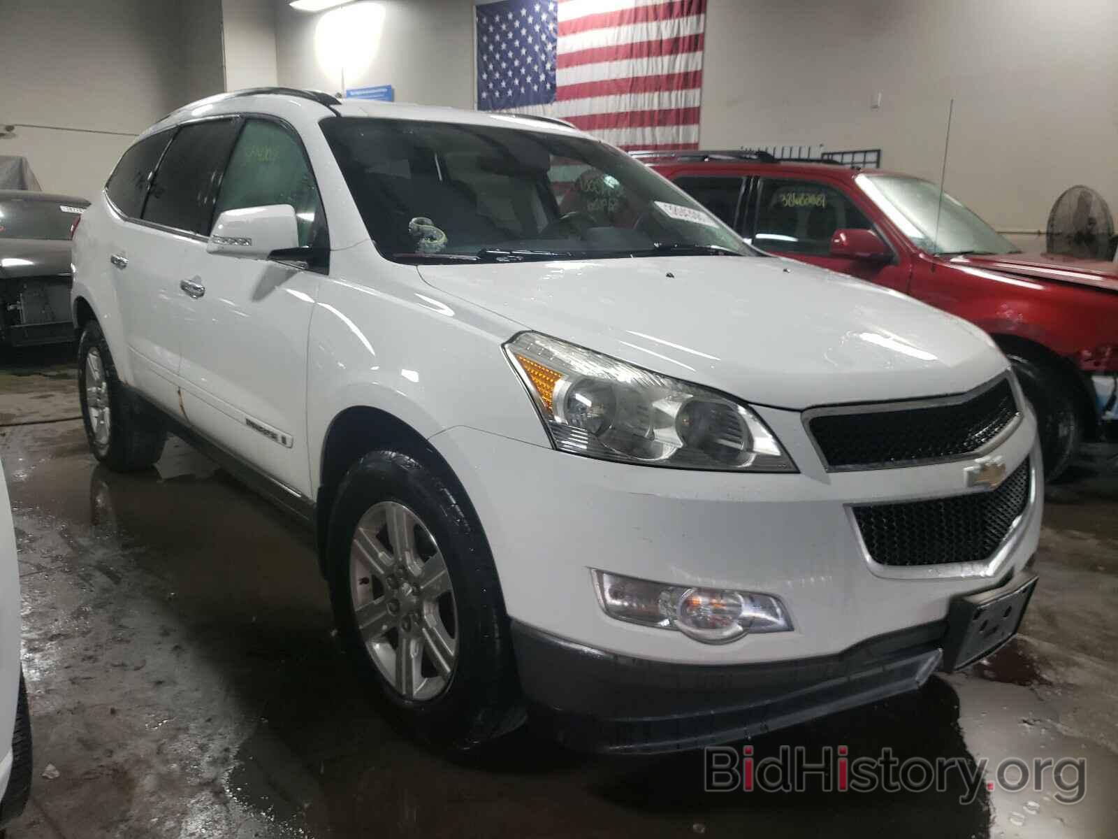 Photo 1GNLRGED9AS100375 - CHEVROLET TRAVERSE 2010