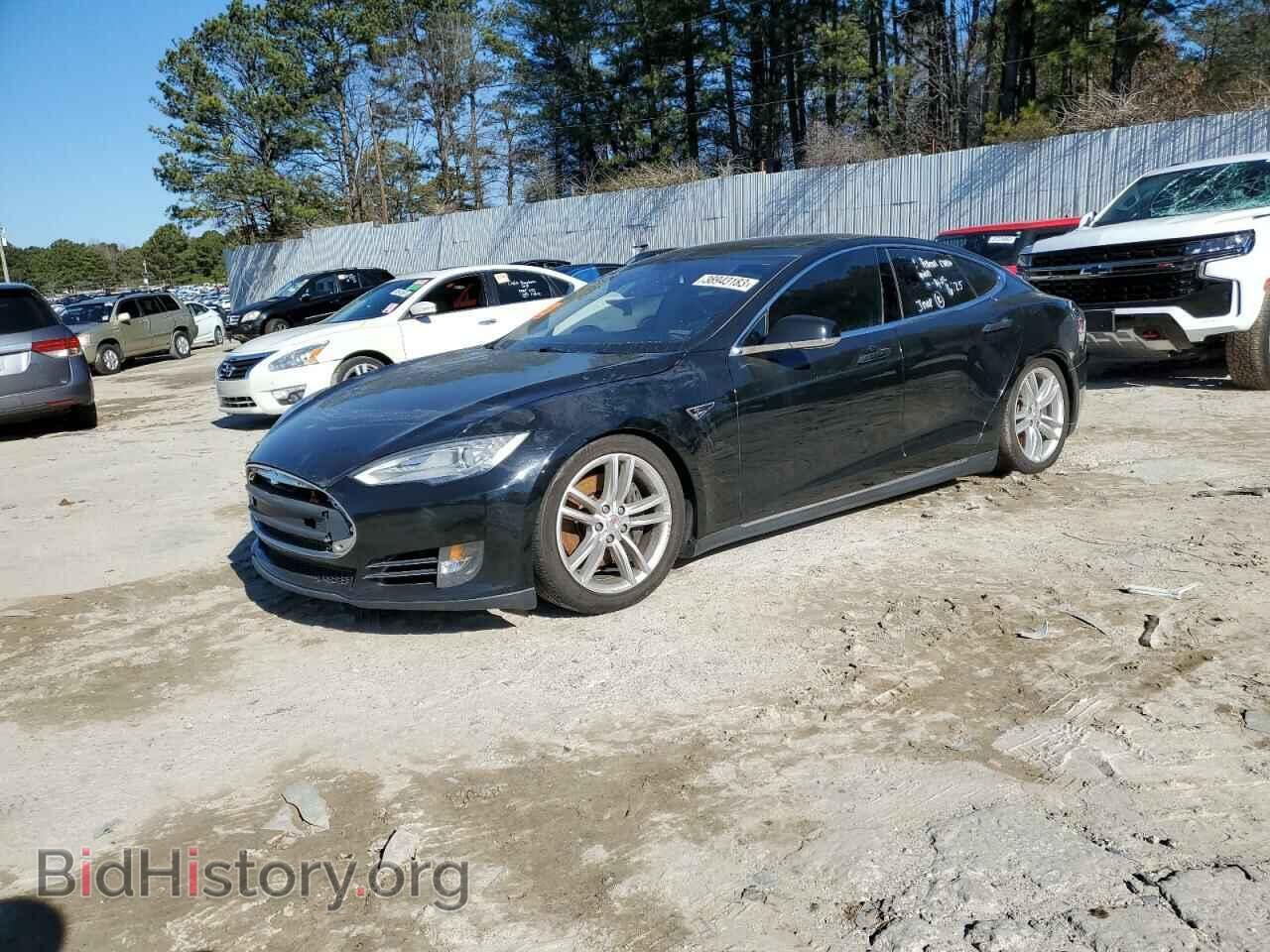 Фотография 5YJSA1AC0DFP10642 - TESLA MODEL S 2013