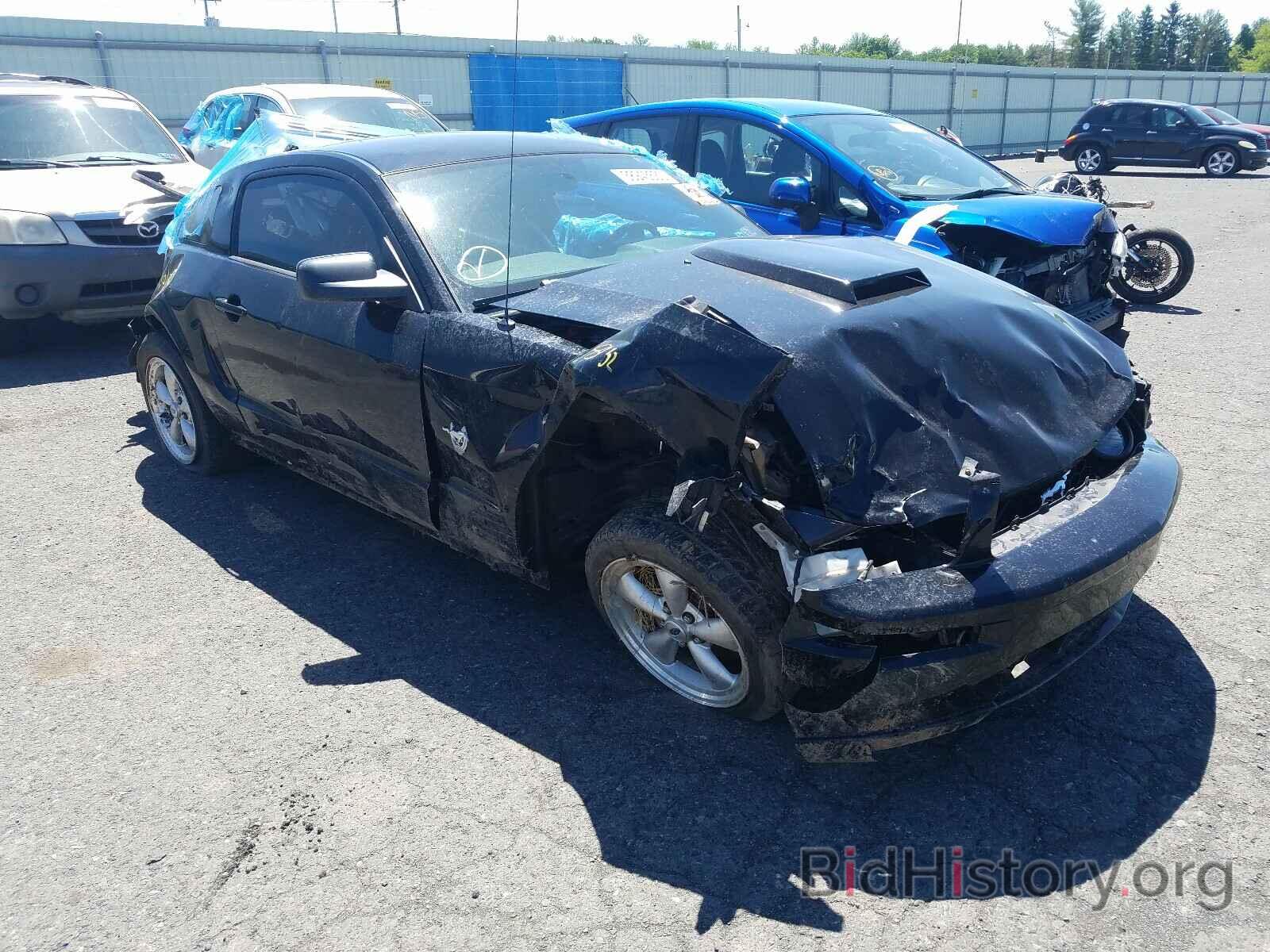 Photo 1ZVHT82H395107939 - FORD MUSTANG 2009