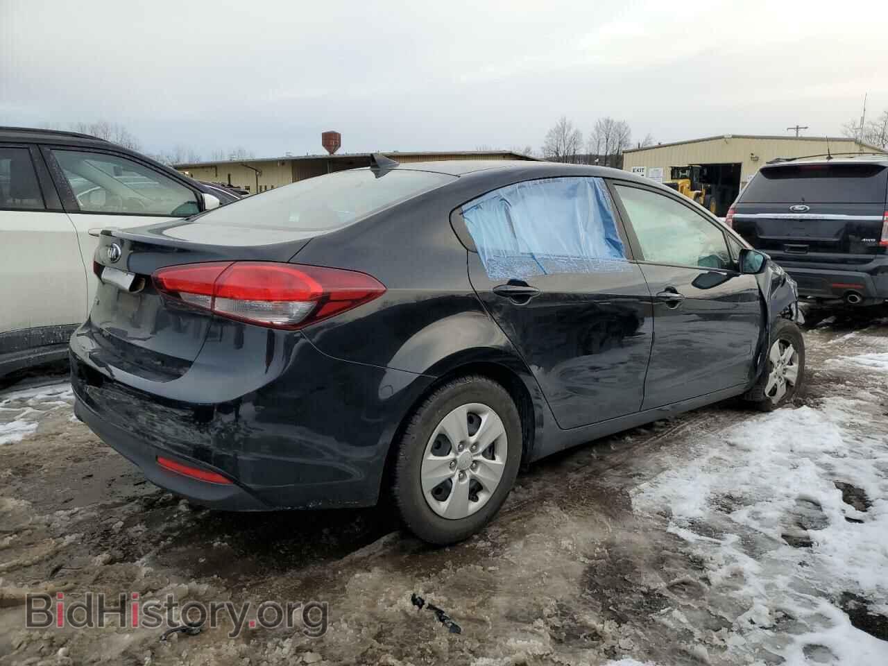 2017 KIA FORTE - VIN: 3KPFK4A79HE025361 - Фото 3