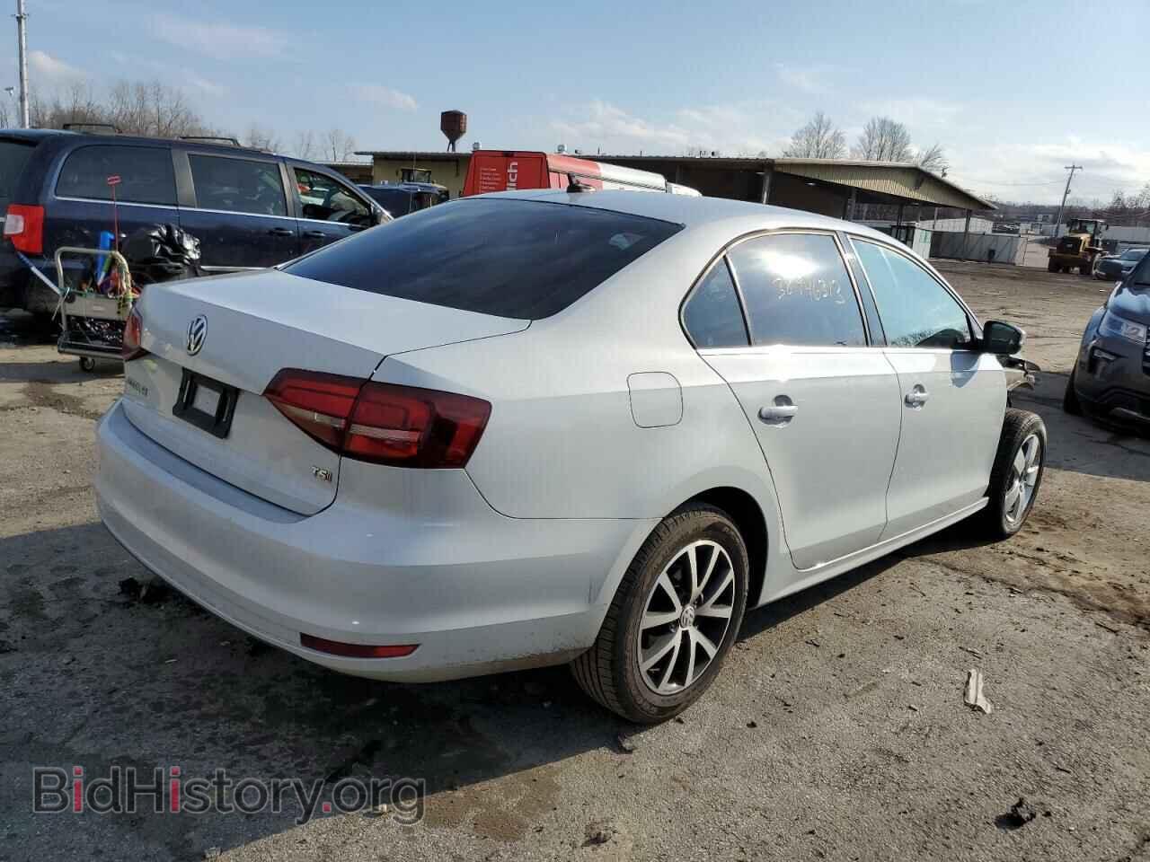 2017 VOLKSWAGEN JETTA - VIN: 3VWDB7AJXHM405560 - Фото 3