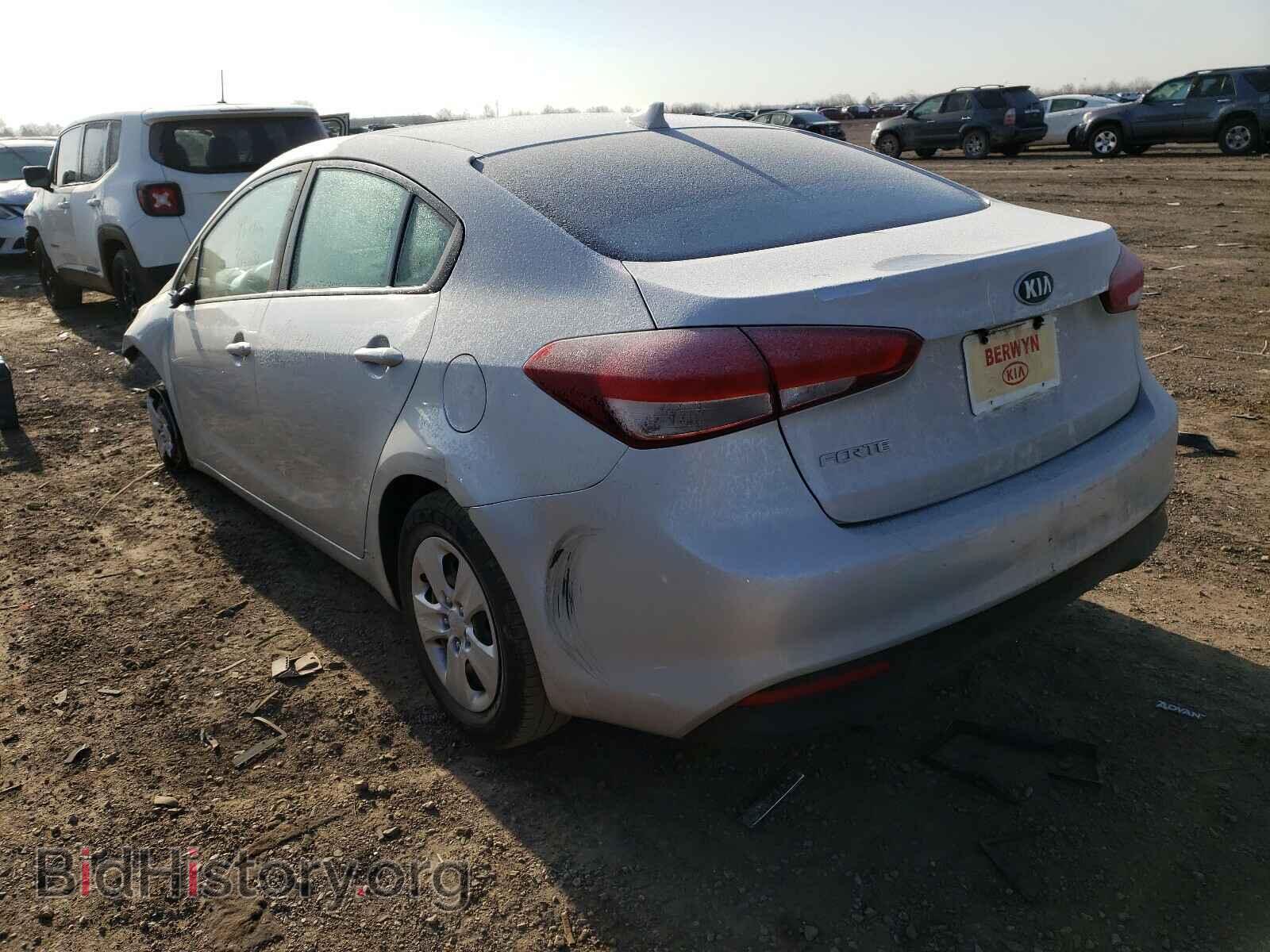 2017 KIA FORTE - VIN: 3KPFK4A70HE085464 - Фото 3