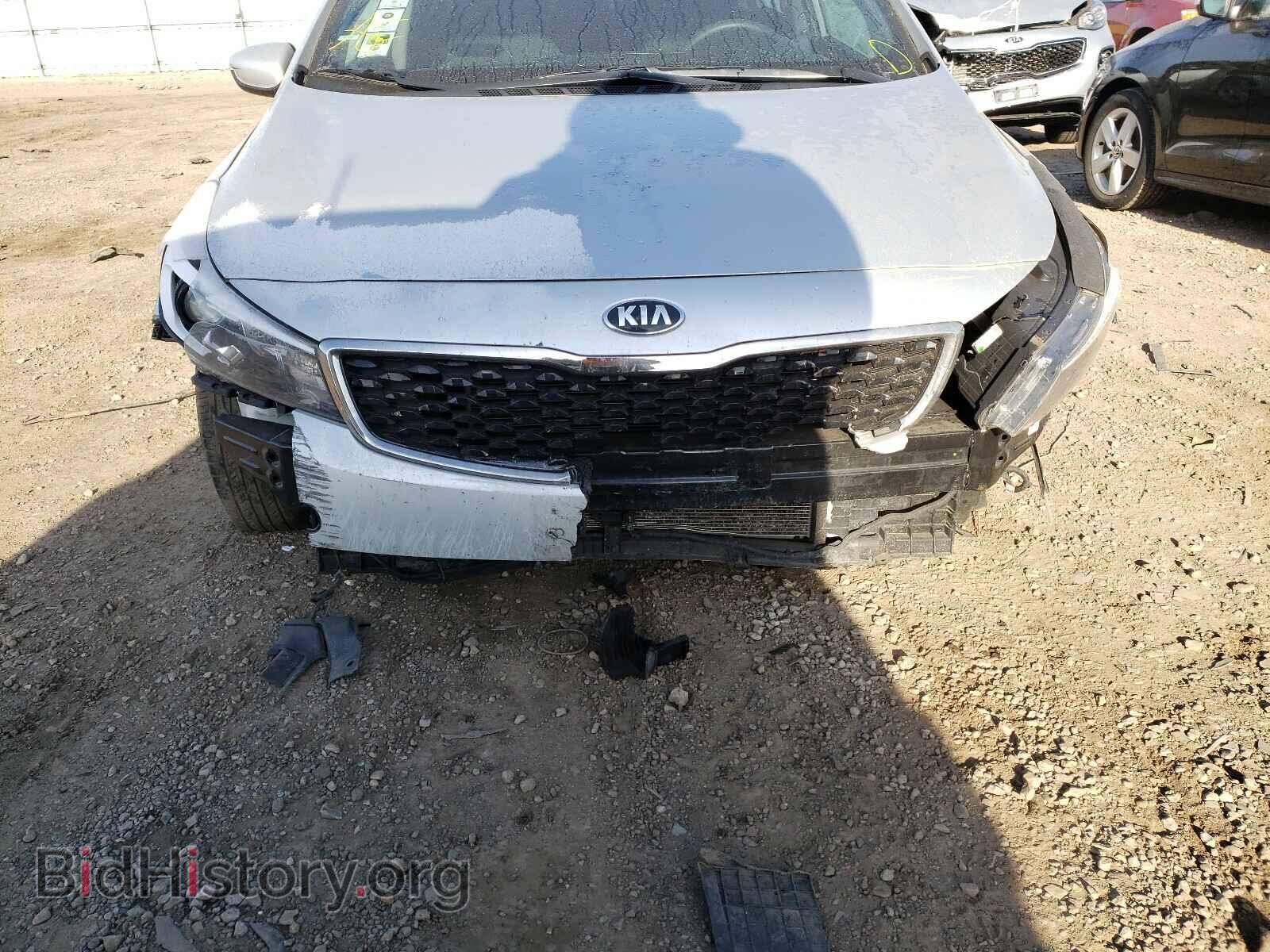 2017 KIA FORTE - VIN: 3KPFK4A70HE085464 - Фото 9