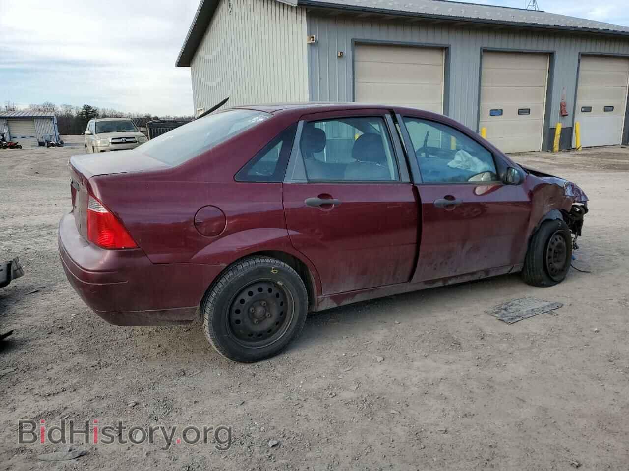 2007 FORD FOCUS - VIN: 1FAHP34NX7W349136 - Фото 3