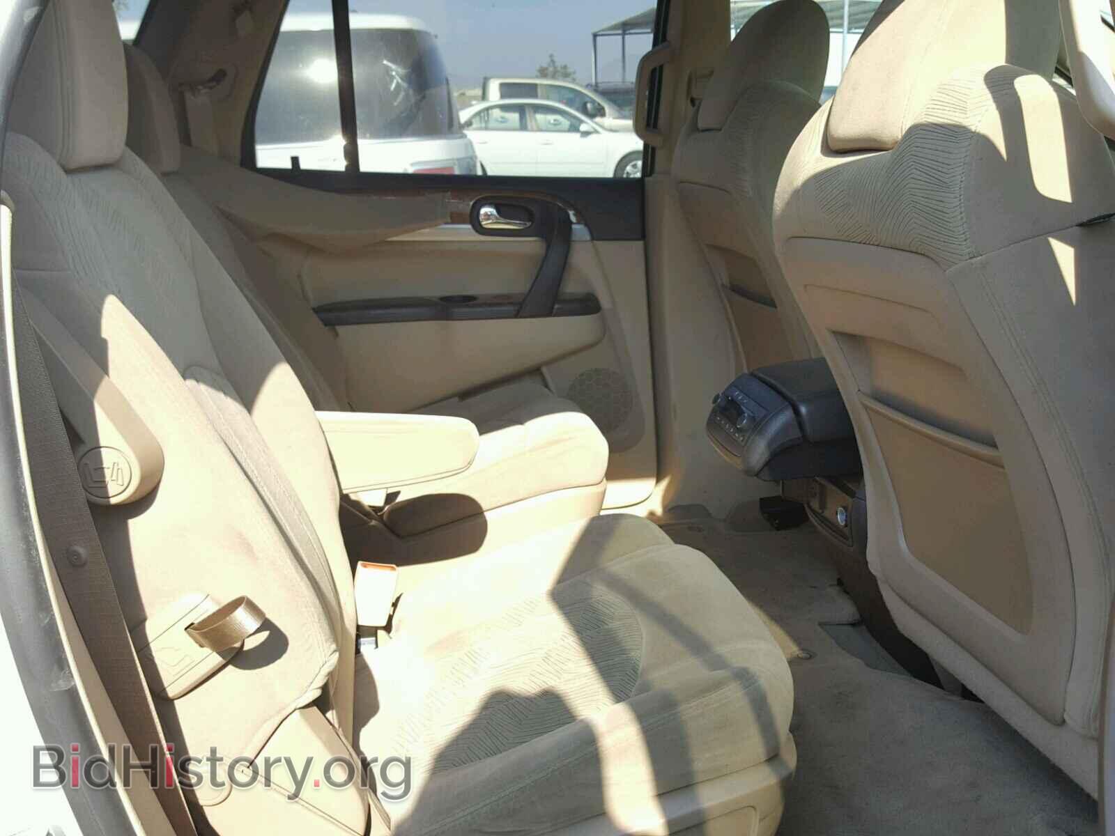 2011 BUICK ENCLAVE - VIN: 5GAKRAED7BJ107903 - Фото 6