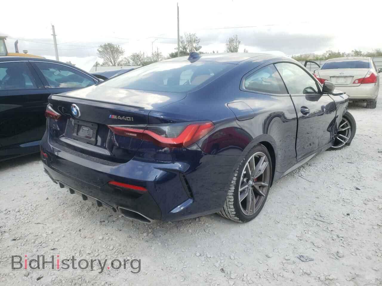 2021 BMW M4 - VIN: WBA13AR09MCF51620 - Фото 4
