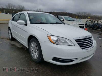 2013 Chrysler 200 200 LX, белый — VIN 1C3CCBAB8DN611570, Copart