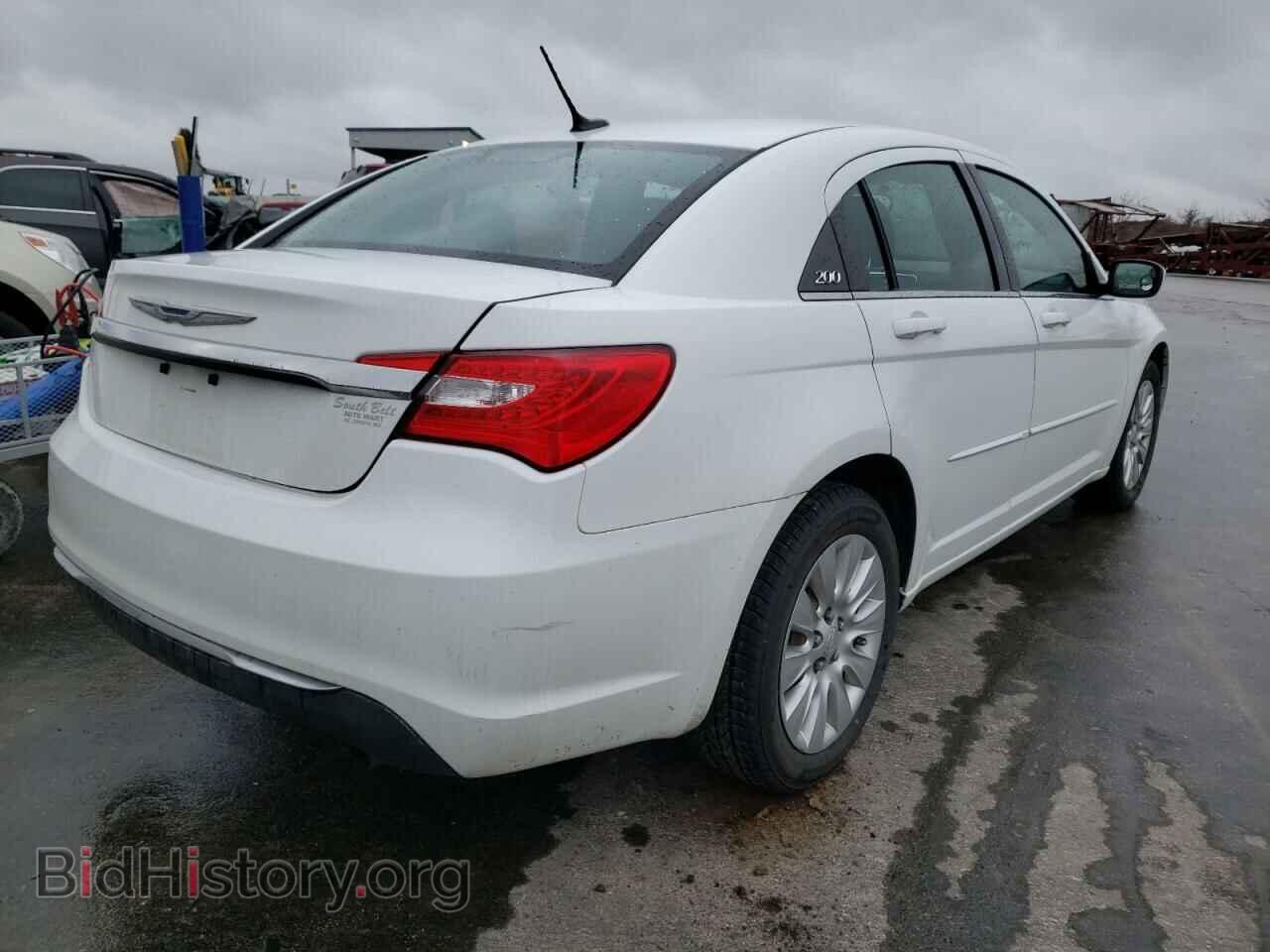 2013 CHRYSLER 200 - VIN: 1C3CCBAB8DN611570 - Фото 4