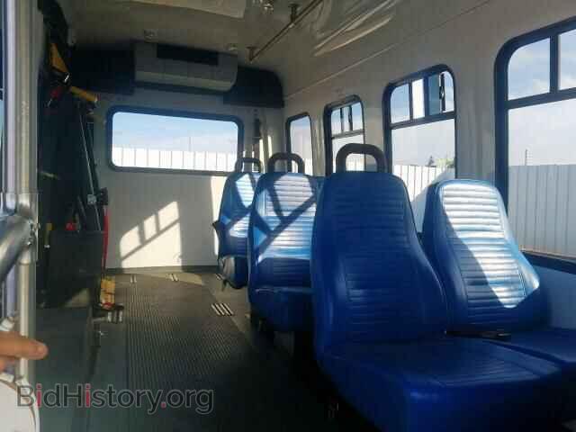 2010 FORD ECONOLINE - VIN: 1FDEE3FL2ADB01864 - Фото 6