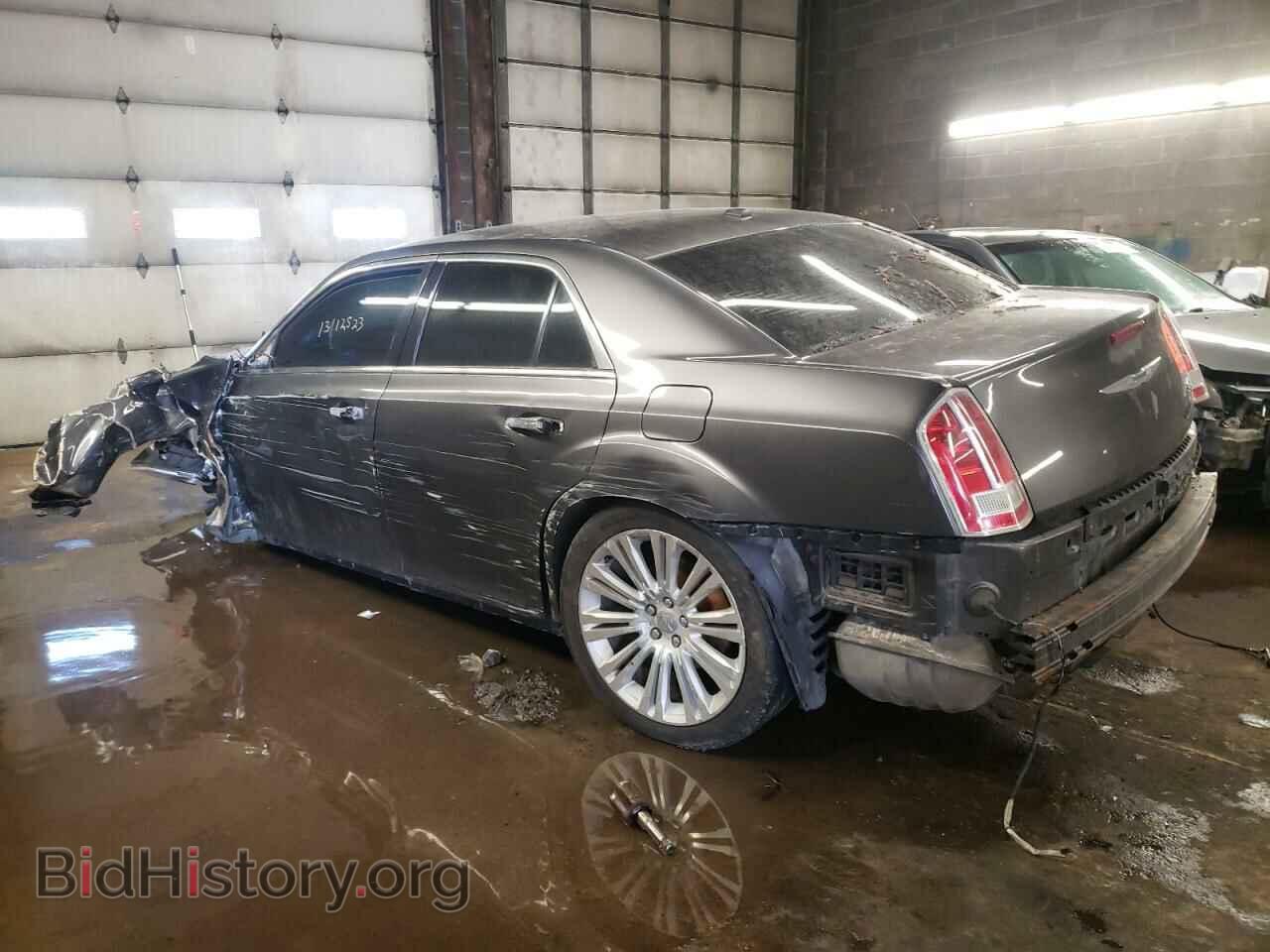 2014 CHRYSLER 300 - VIN: 2C3CCAET6EH140655 - Фото 2