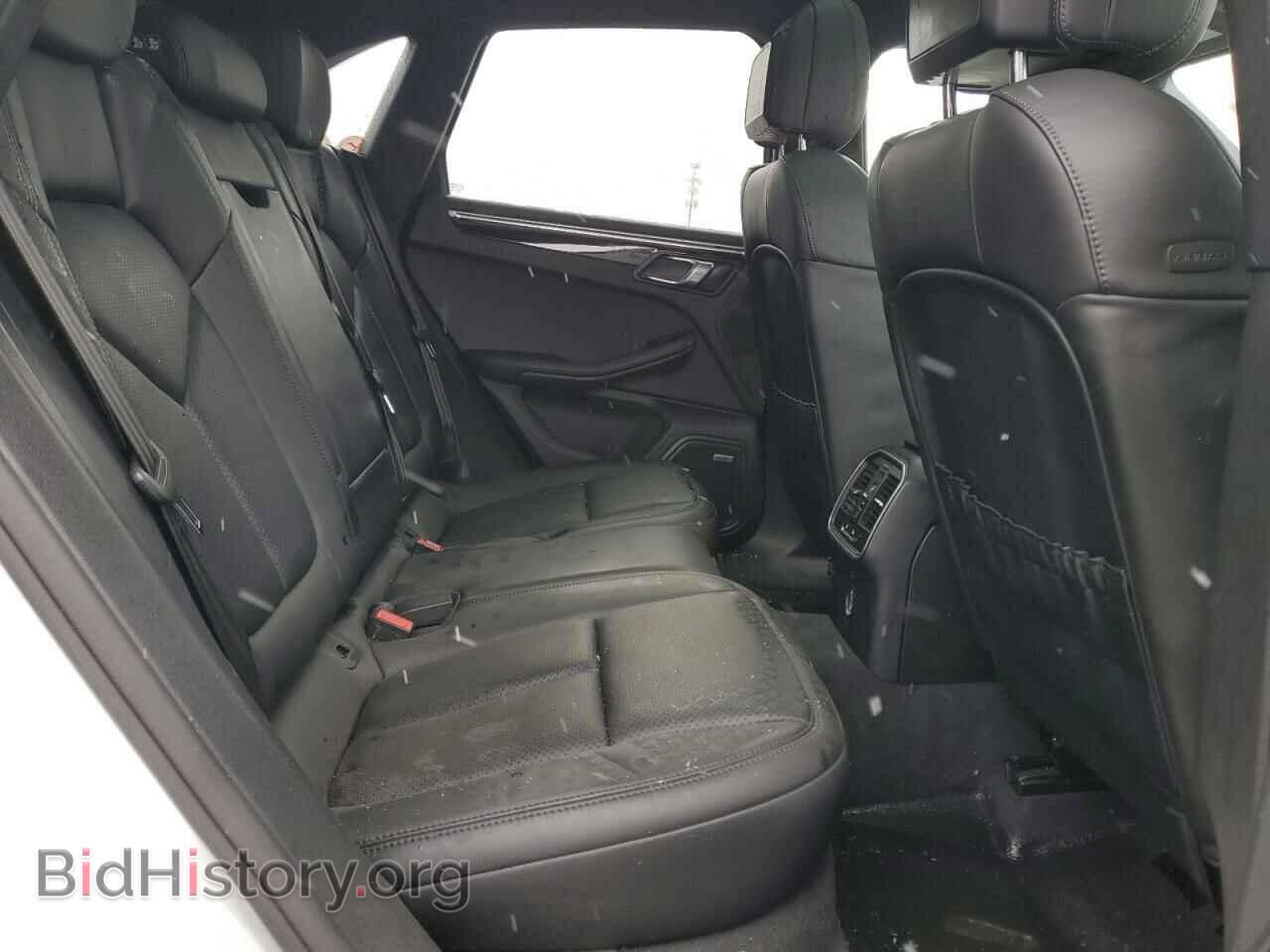 2017 PORSCHE MACAN - VIN: WP1AB2A50HLB18868 - Photo 11