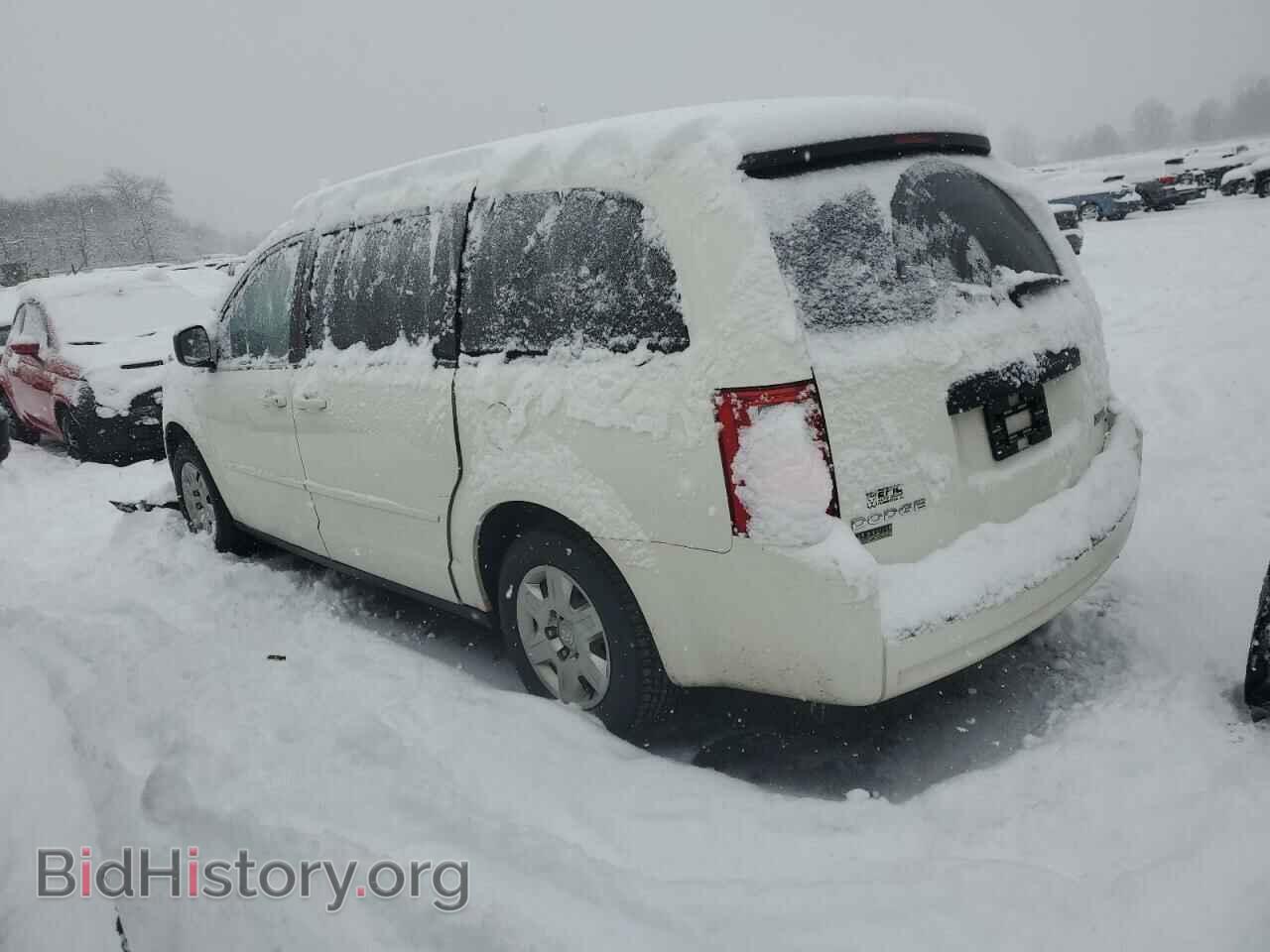 2009 DODGE CARAVAN - VIN: 2D8HN44E69R677687 - Фото 2