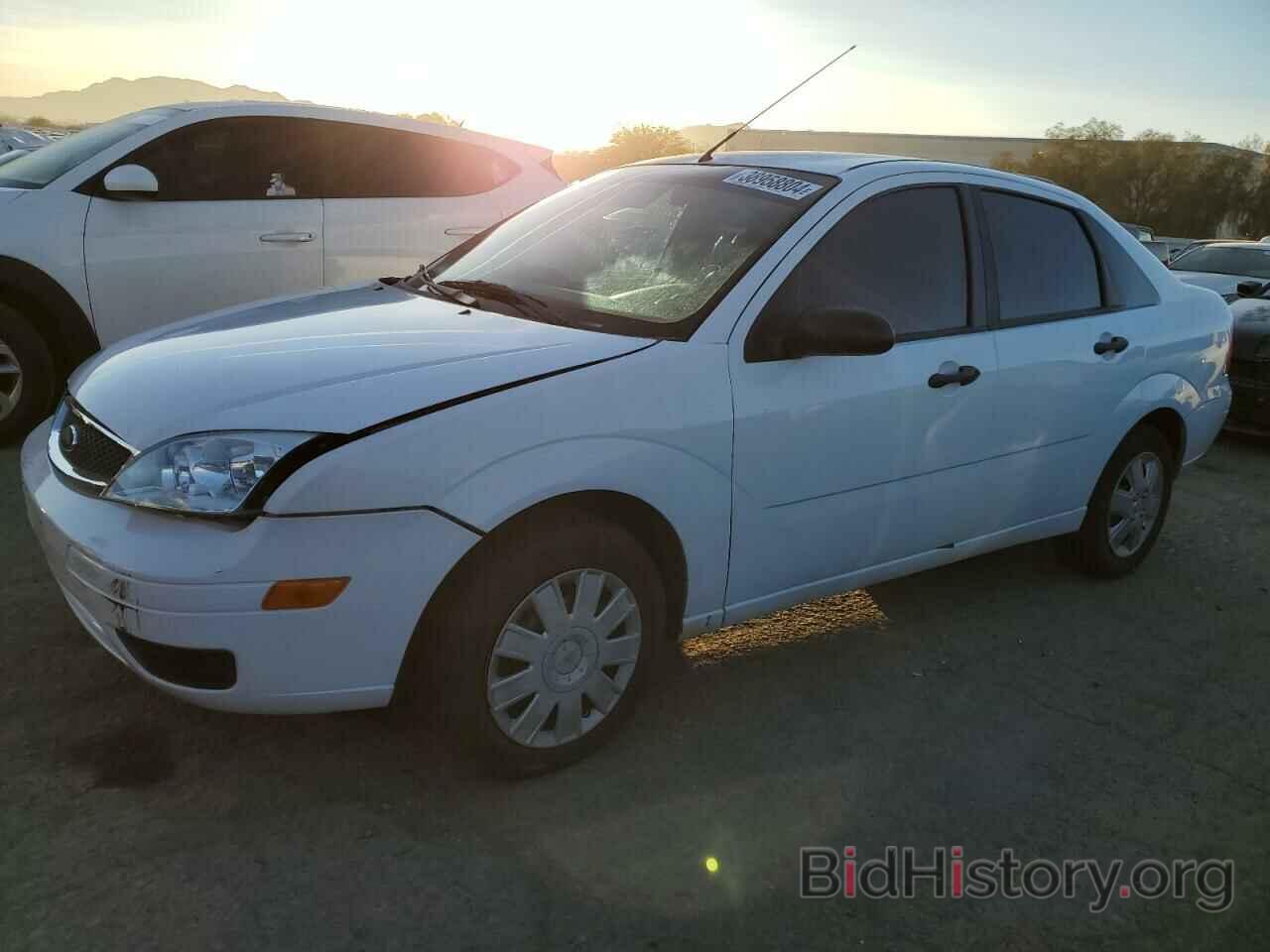 Photo 1FAFP34N56W209341 - FORD FOCUS 2006