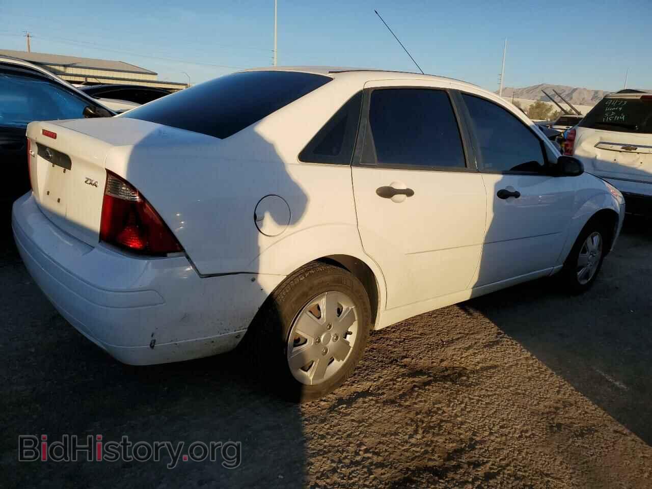 2006 FORD FOCUS - VIN: 1FAFP34N56W209341 - Фото 3