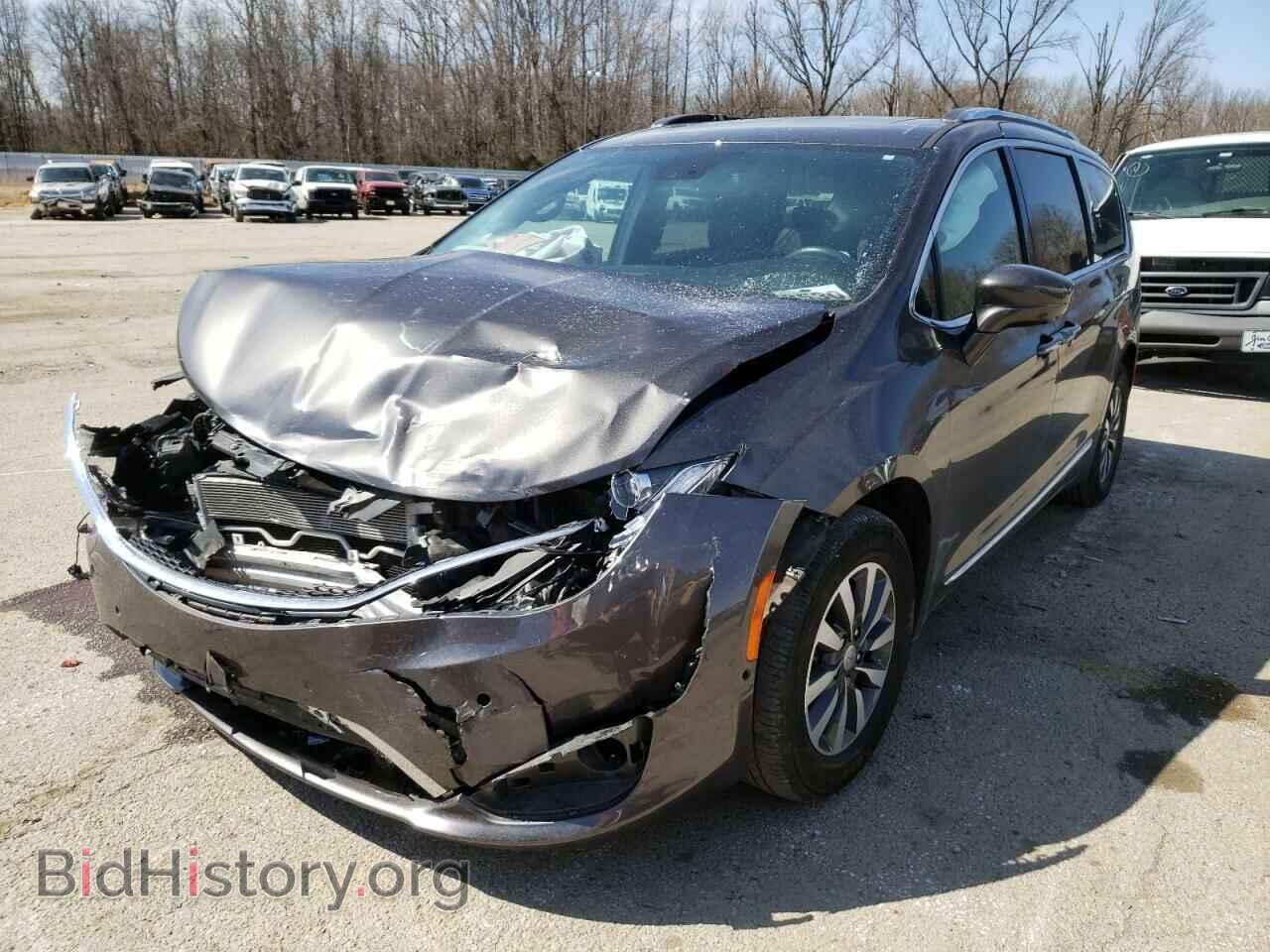 2020 CHRYSLER PACIFICA - VIN: 2C4RC1EG0LR142434 - Photo 2