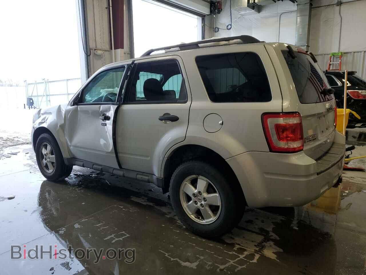 2009 FORD ESCAPE - VIN: 1FMCU93G49KB10643 - Фото 2