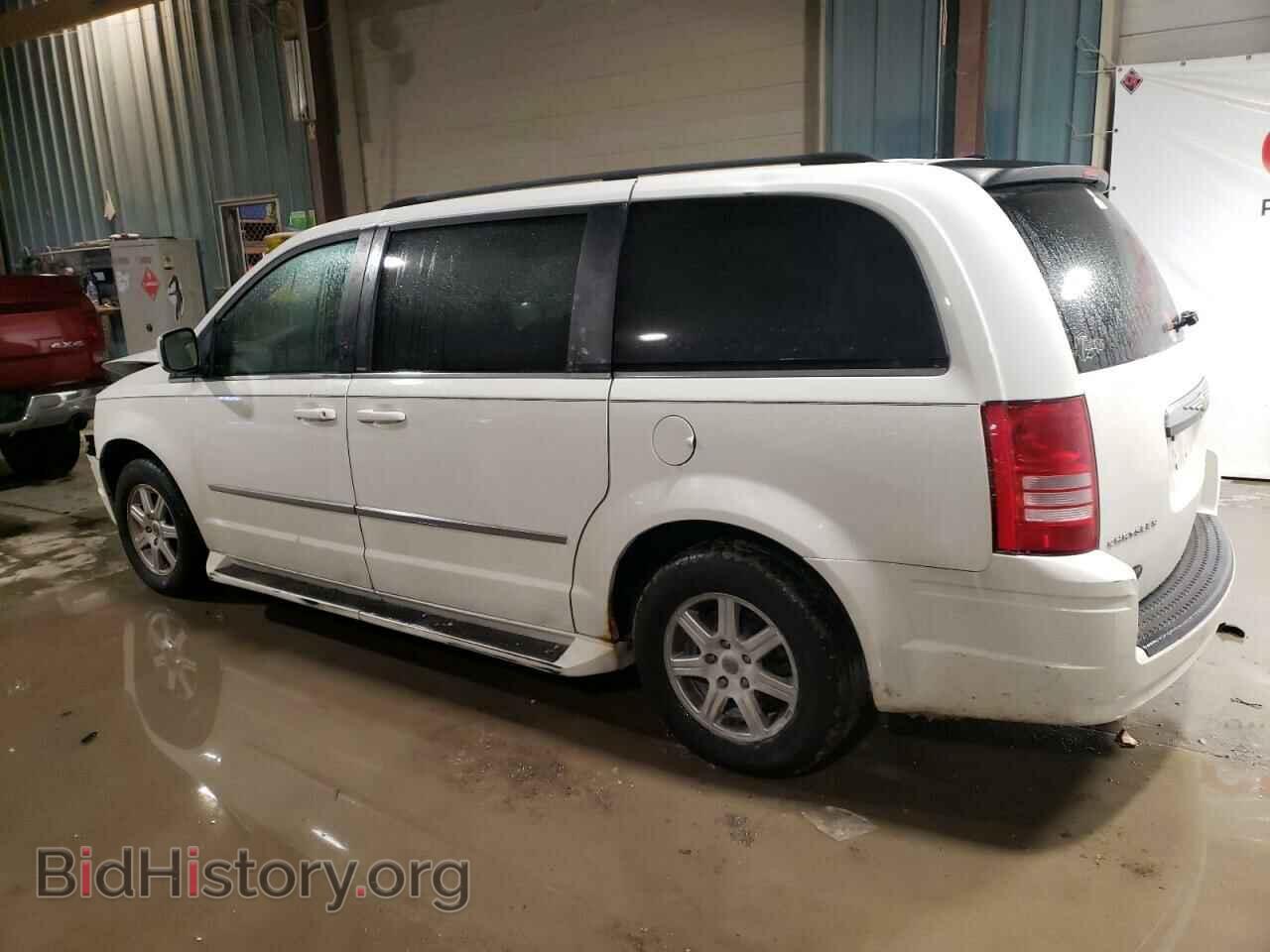 2010 CHRYSLER MINIVAN - VIN: 2A4RR5D11AR288674 - Photo 2