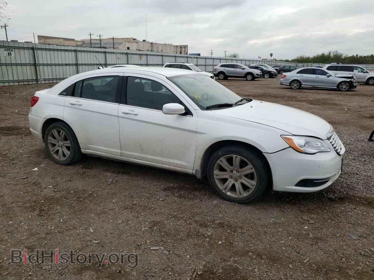 2013 CHRYSLER 200 - VIN: 1C3CCBBB0DN764149 - Фото 4