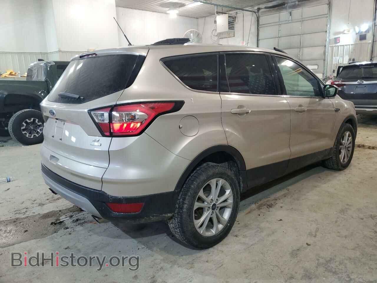 2017 FORD ESCAPE - VIN: 1FMCU0GD5HUC54880 - Фото 3