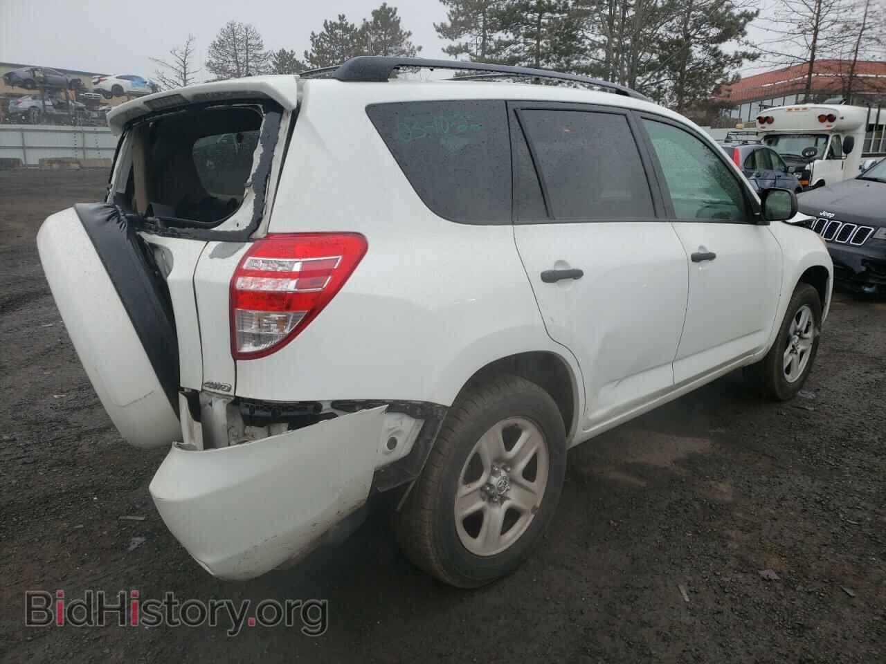 2011 TOYOTA RAV4 - VIN: 2T3BF4DV6BW151878 - Фото 4
