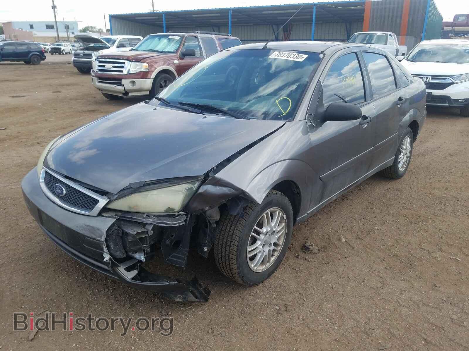 2007 FORD FOCUS - VIN: 1FAFP34N57W127367 - Фото 2