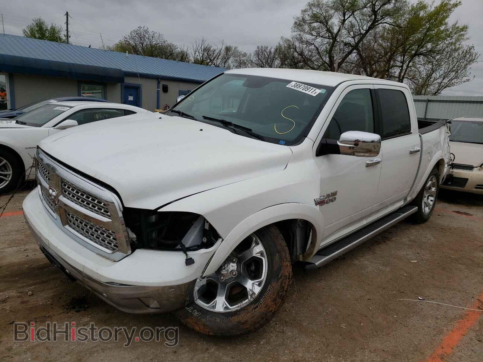 2017 RAM 1500 - VIN: 1C6RR7NT8HS580629 - Фото 2