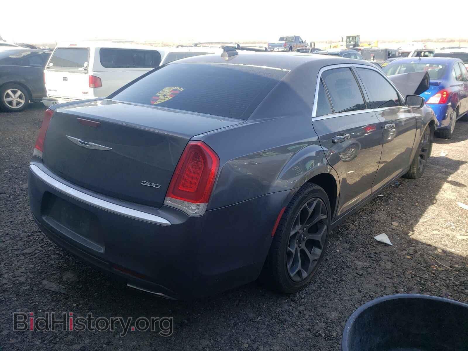 2016 CHRYSLER 300 - VIN: 2C3CCAAG0GH268532 - Фото 4