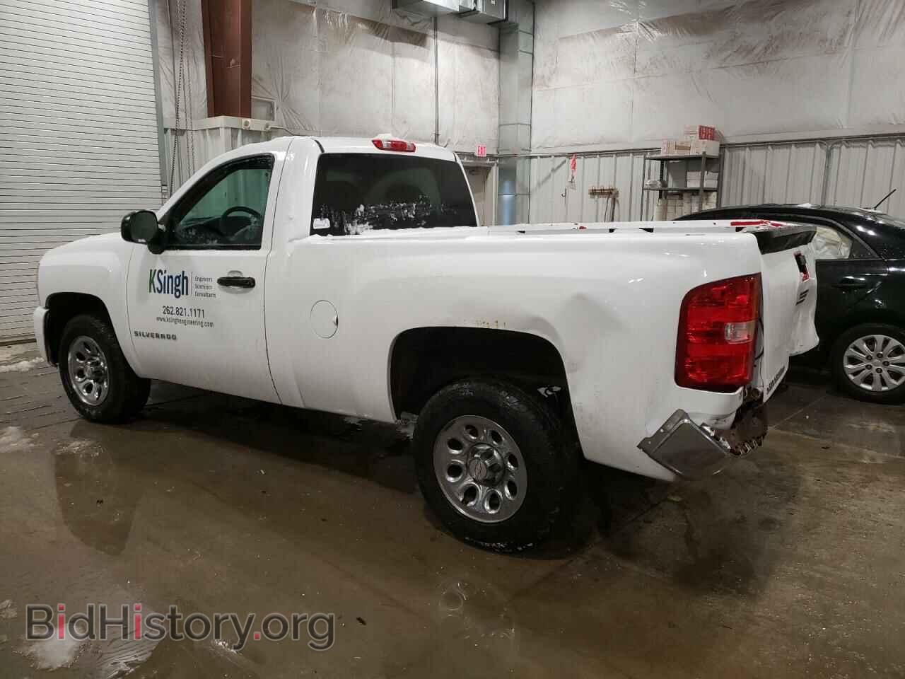 2010 CHEVROLET SILVERADO - VIN: 1GCPCPEX5AZ170632 - Фото 2
