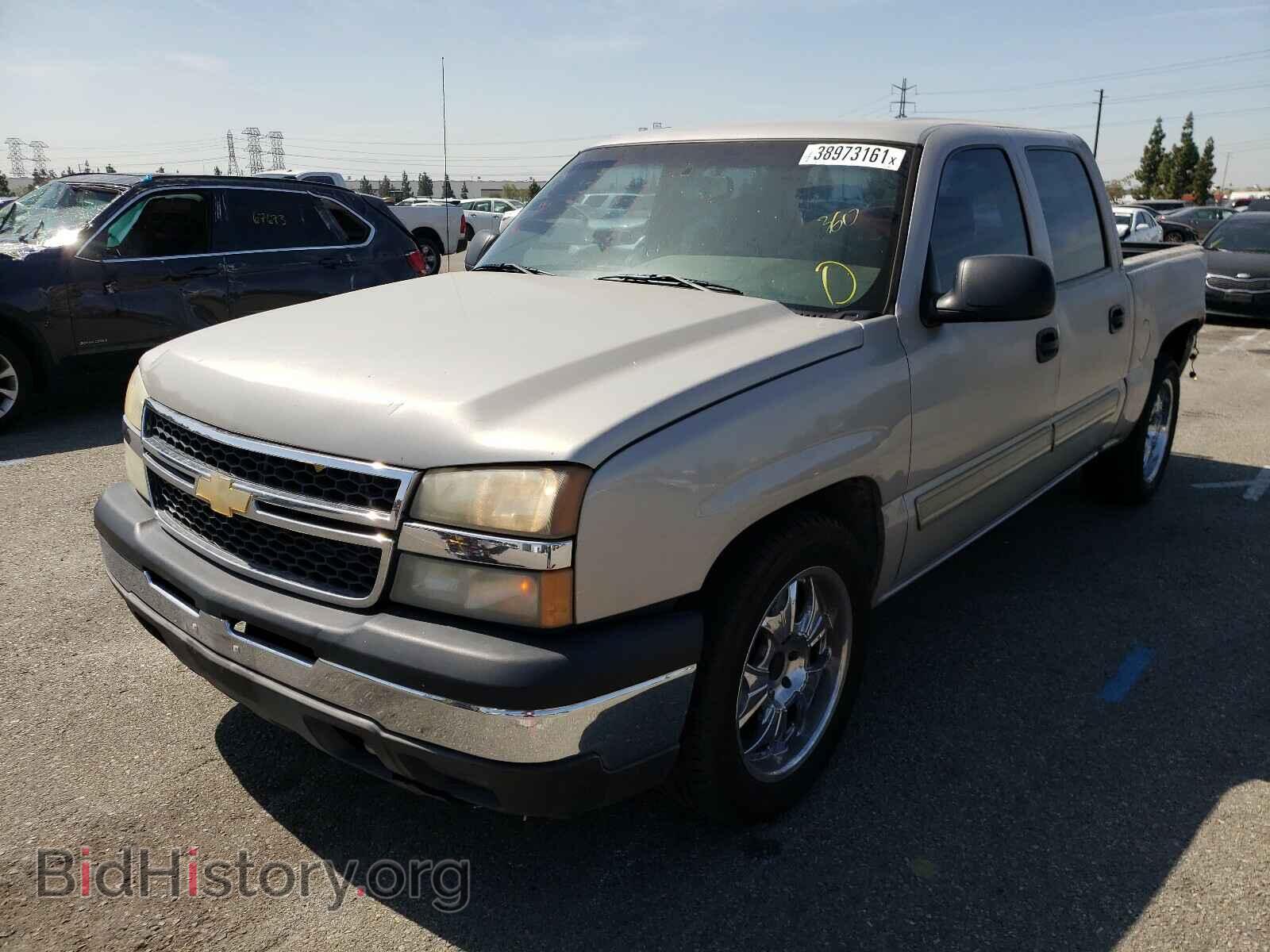 2006 CHEVROLET SILVERADO - VIN: 2GCEC13V061299724 - Photo 2