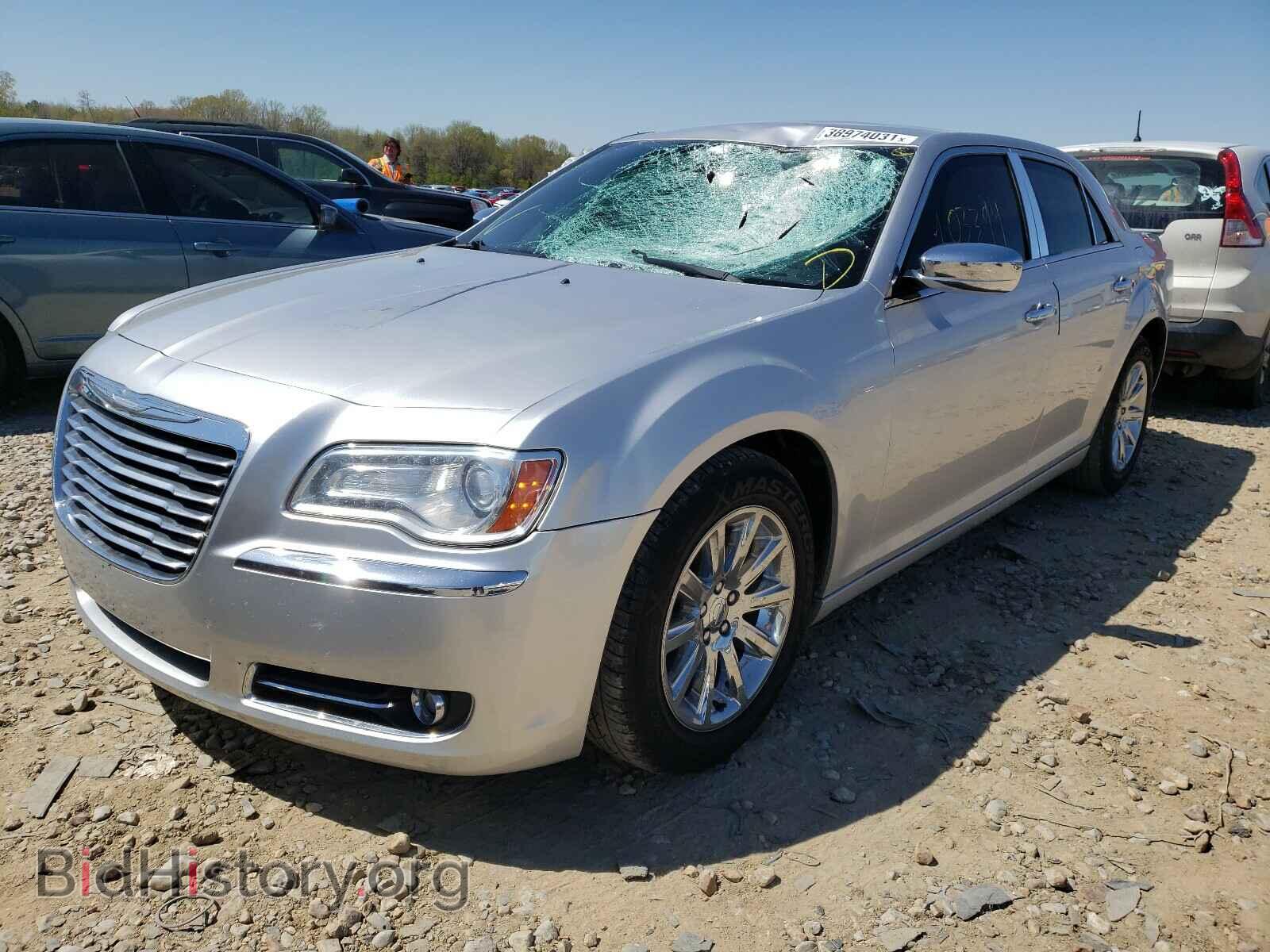2012 CHRYSLER 300 - VIN: 2C3CCACG3CH199472 - Фото 2