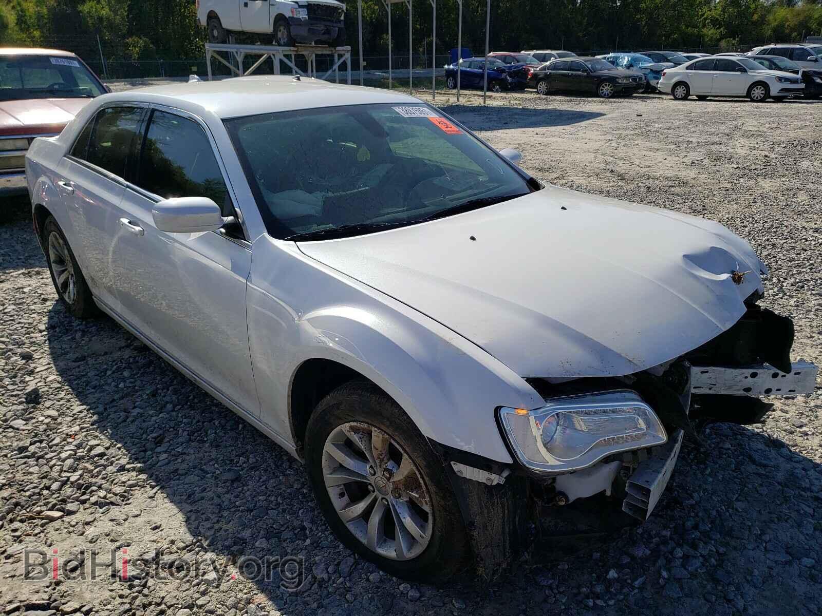 Фотография 2C3CCAAG3FH766481 - CHRYSLER 300 2015