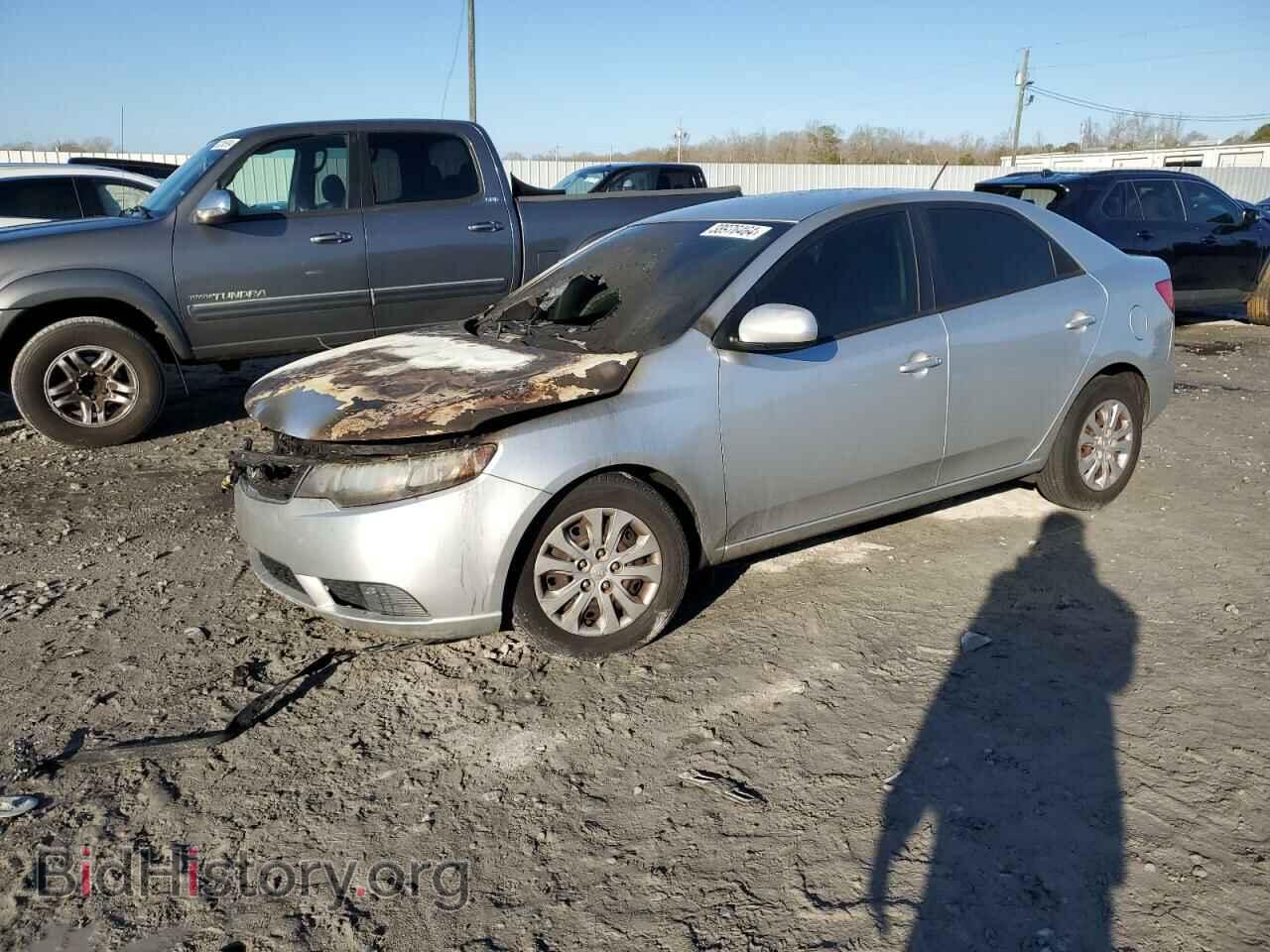 Фотография KNAFT4A21B5374337 - KIA FORTE 2011