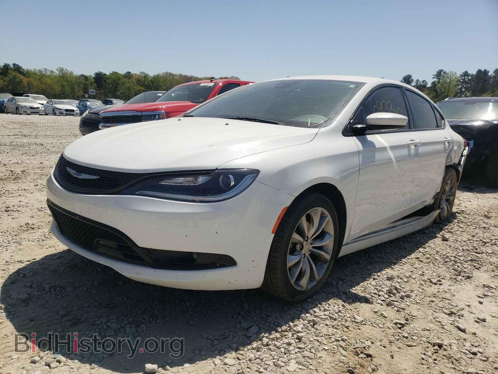 2016 CHRYSLER 200 - VIN: 1C3CCCBB8GN116584 - Фото 2